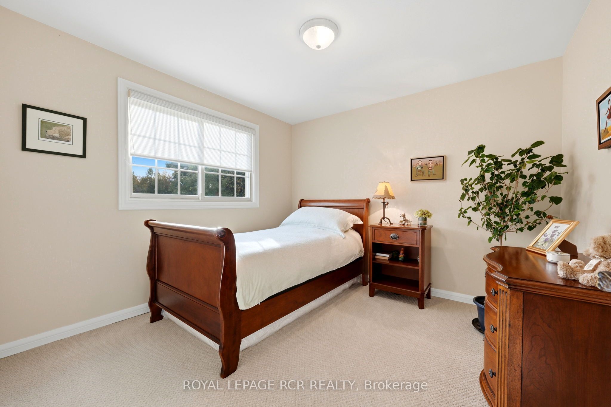 333070 7th Line Property Photo 40