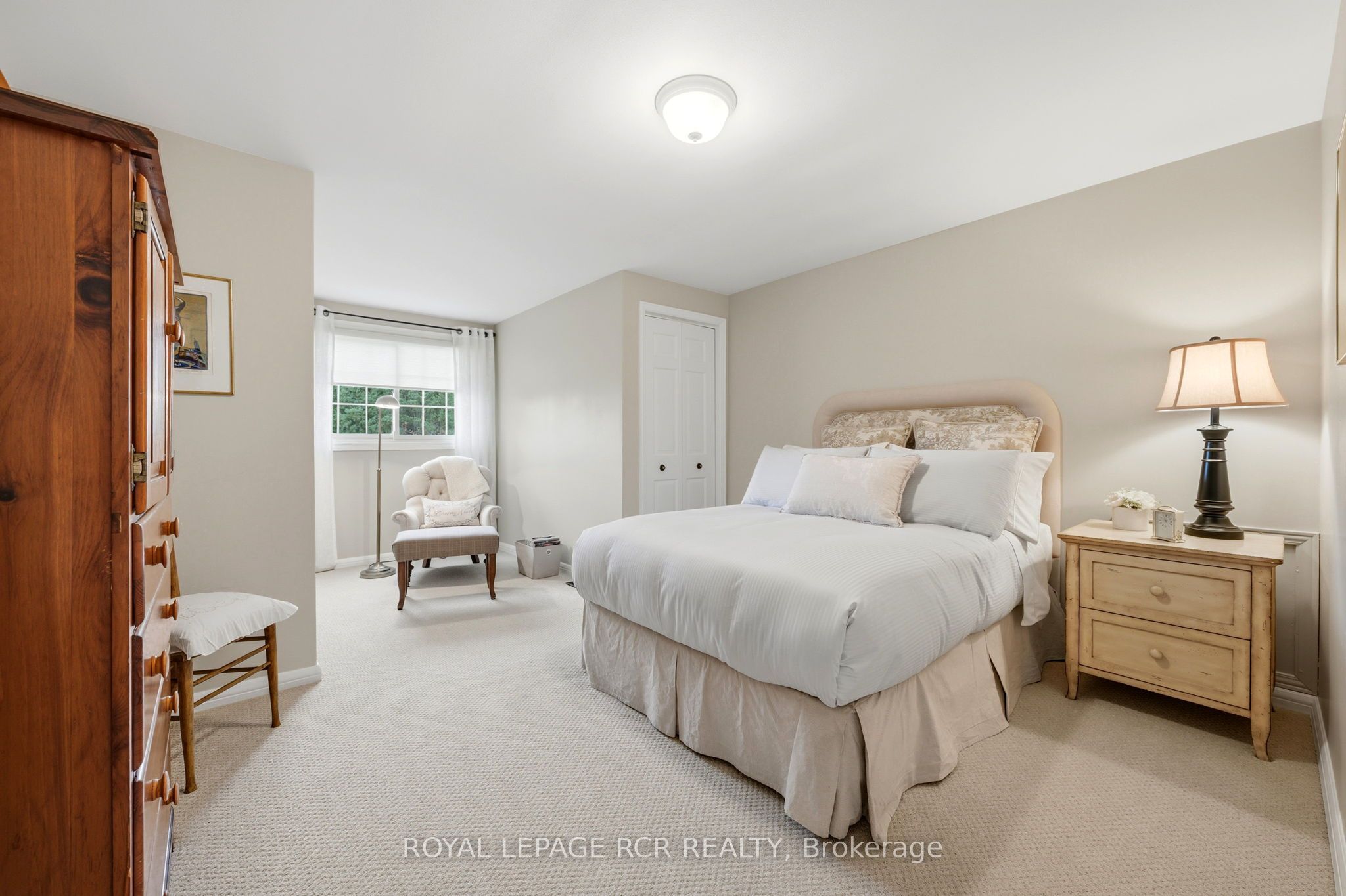 333070 7th Line Property Photo 41