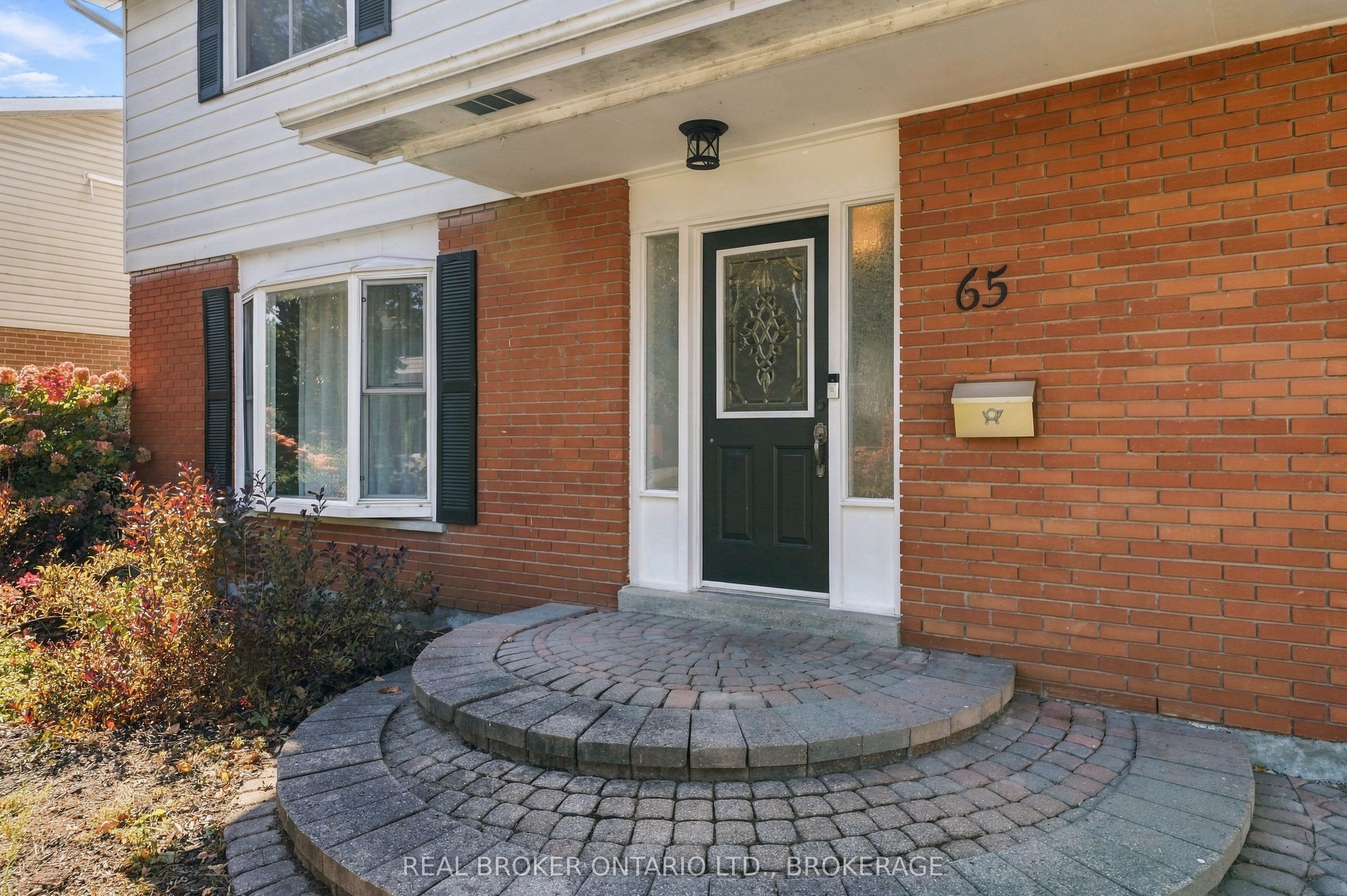 65 Barbara Street Property Photo 3