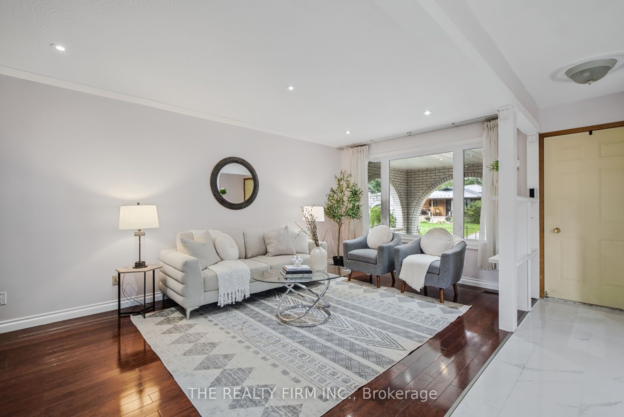 52 Barrett Crescent Property Photo 4
