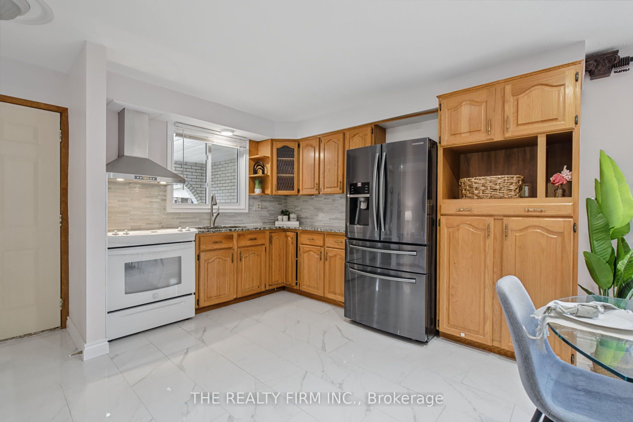 52 Barrett Crescent Property Photo 7
