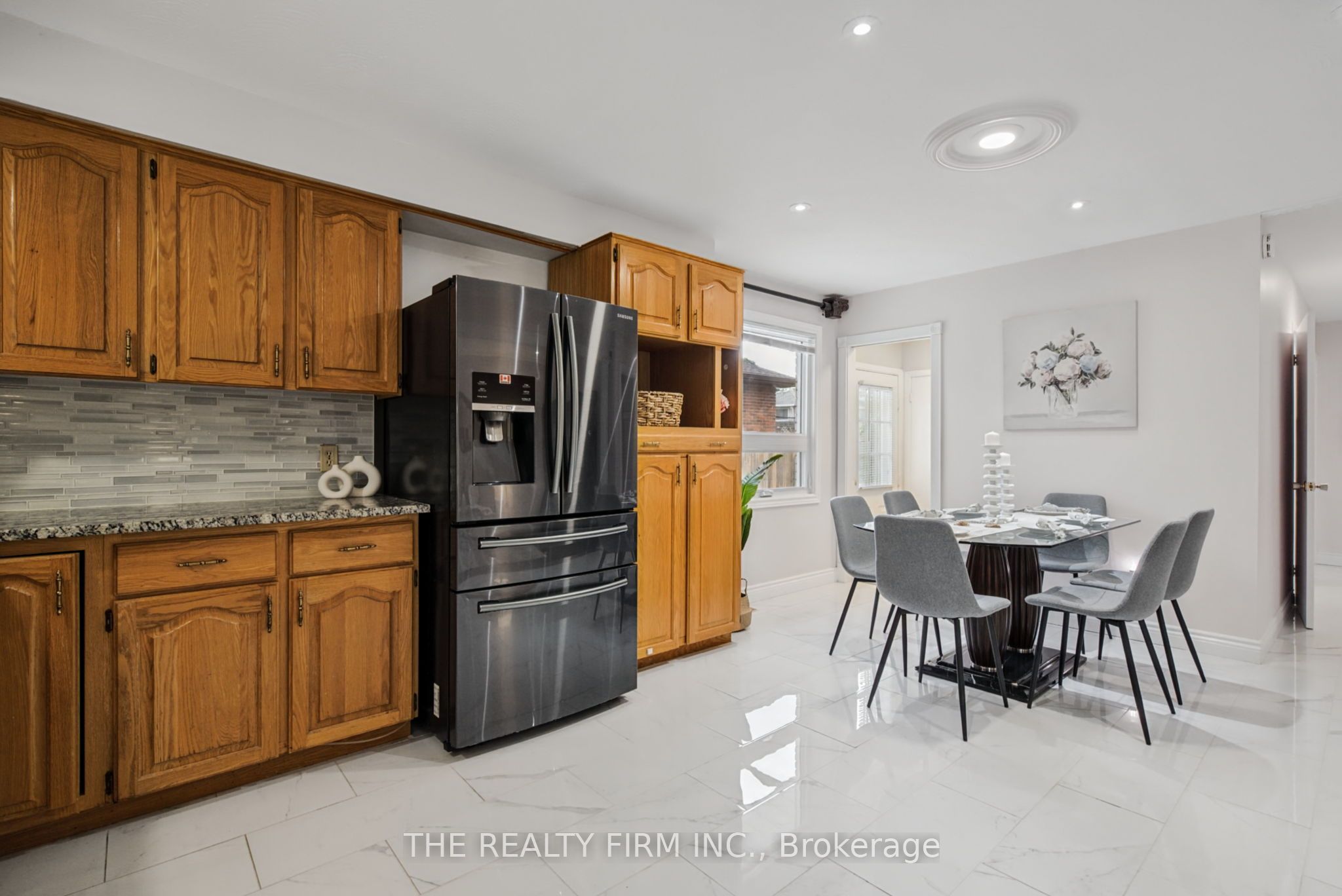 52 Barrett Crescent Property Photo 8