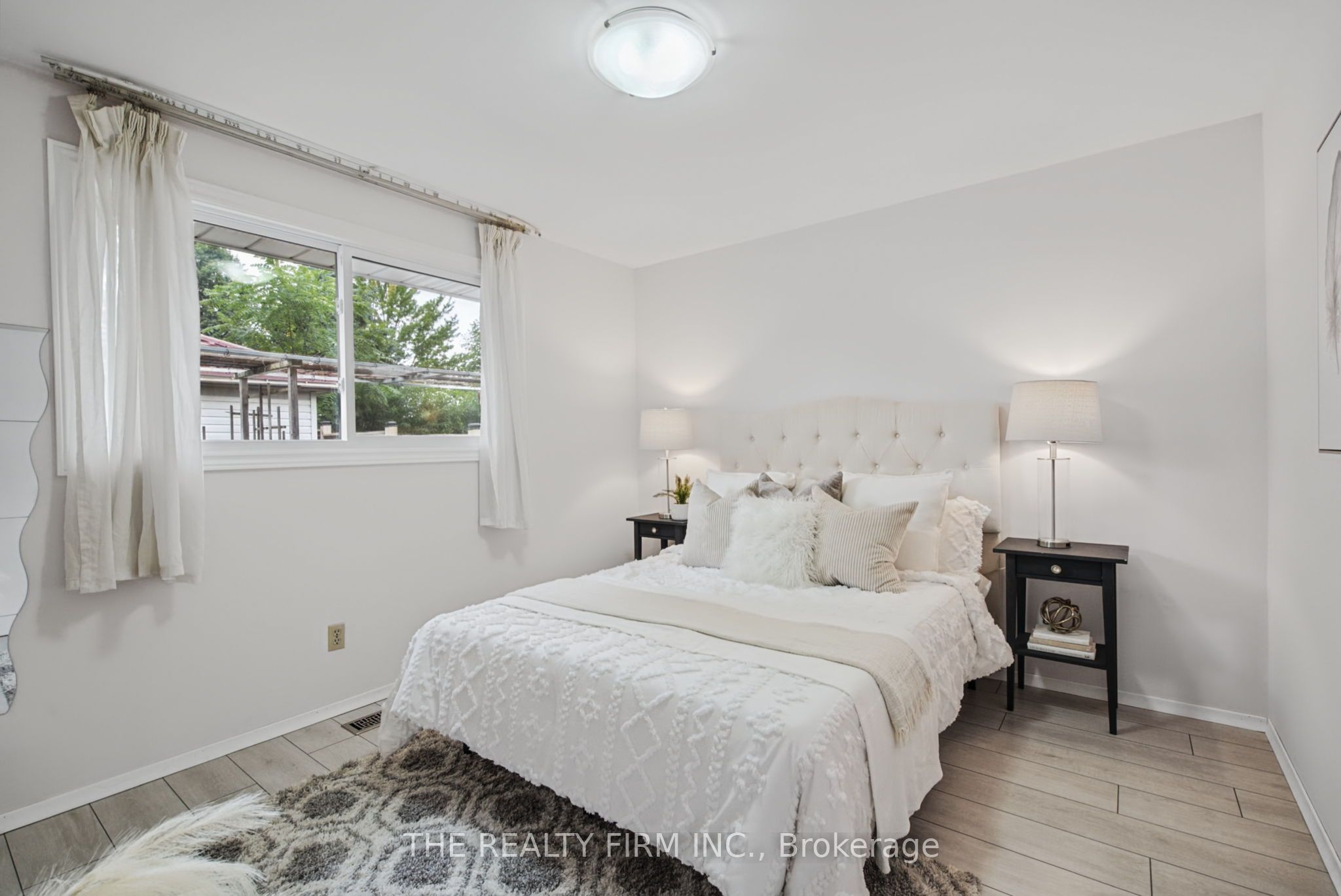 52 Barrett Crescent Property Photo 10