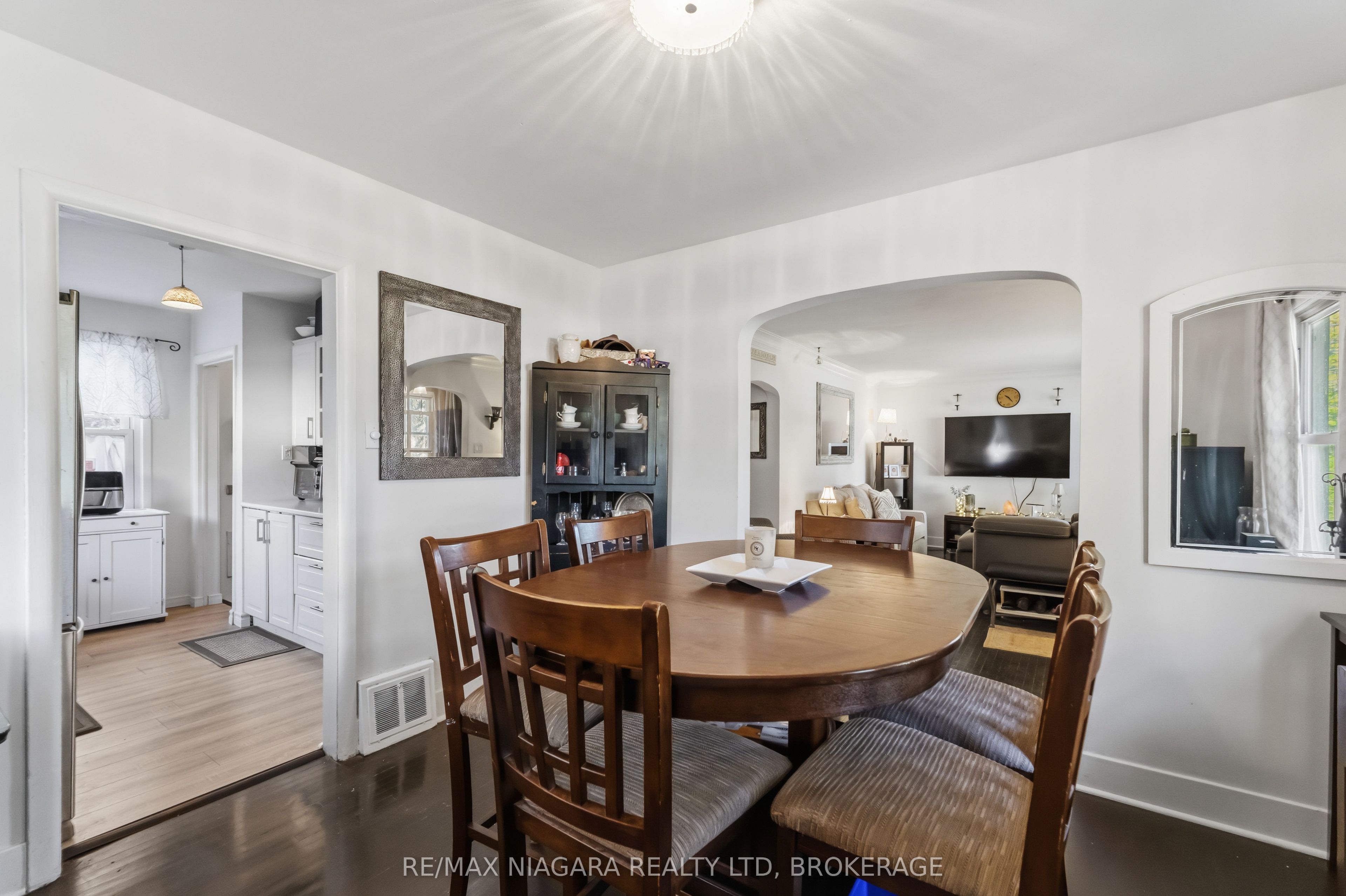 4 Walker Avenue Property Photo 10