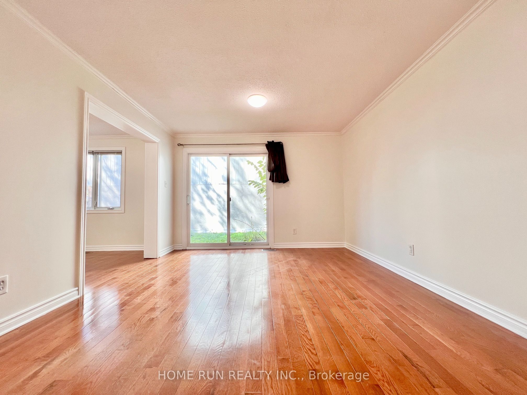 3240 Southgate Road W 54 Property Photo 5