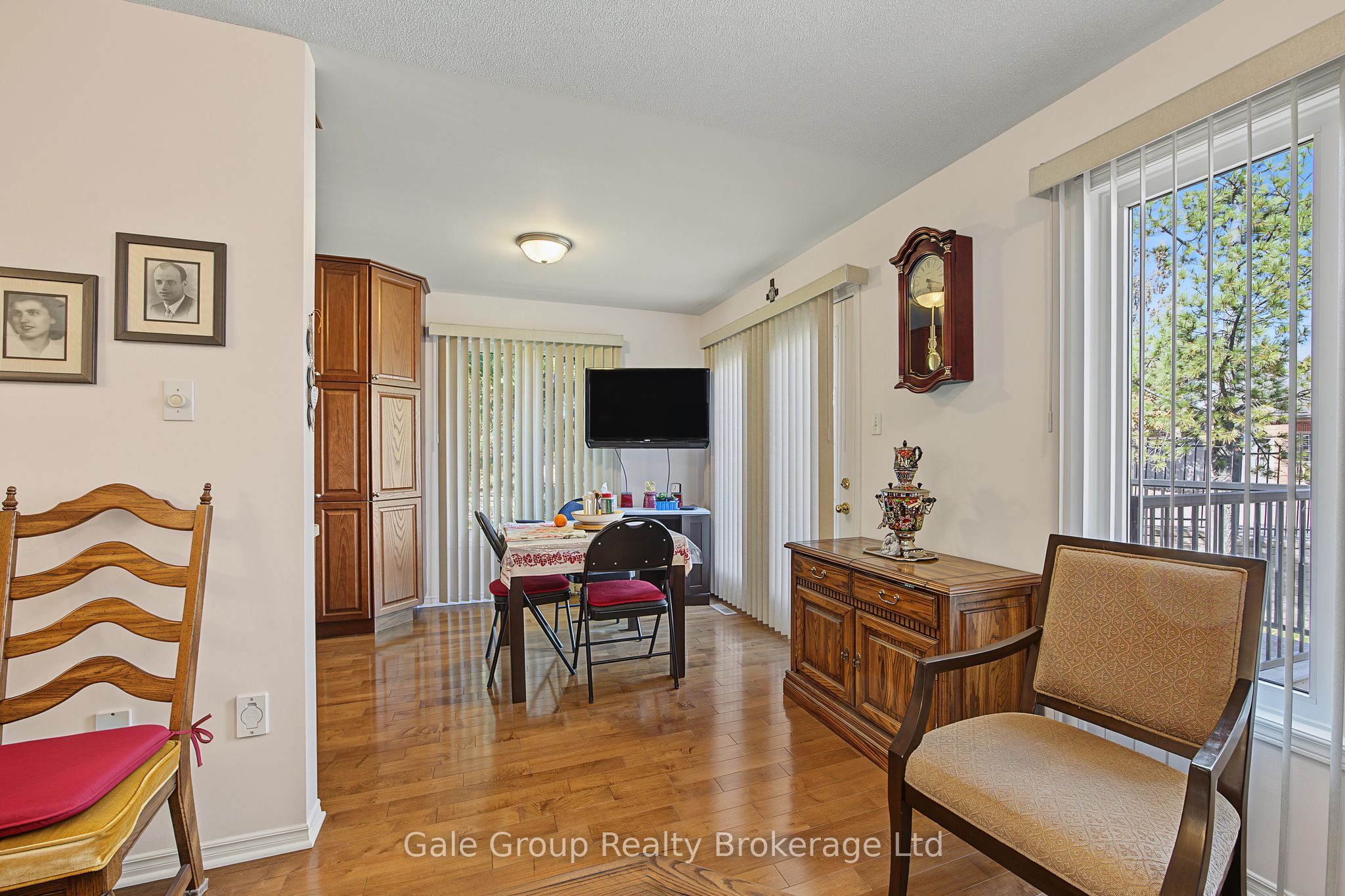 537 Nova Scotia Court S 15 Property Photo 10