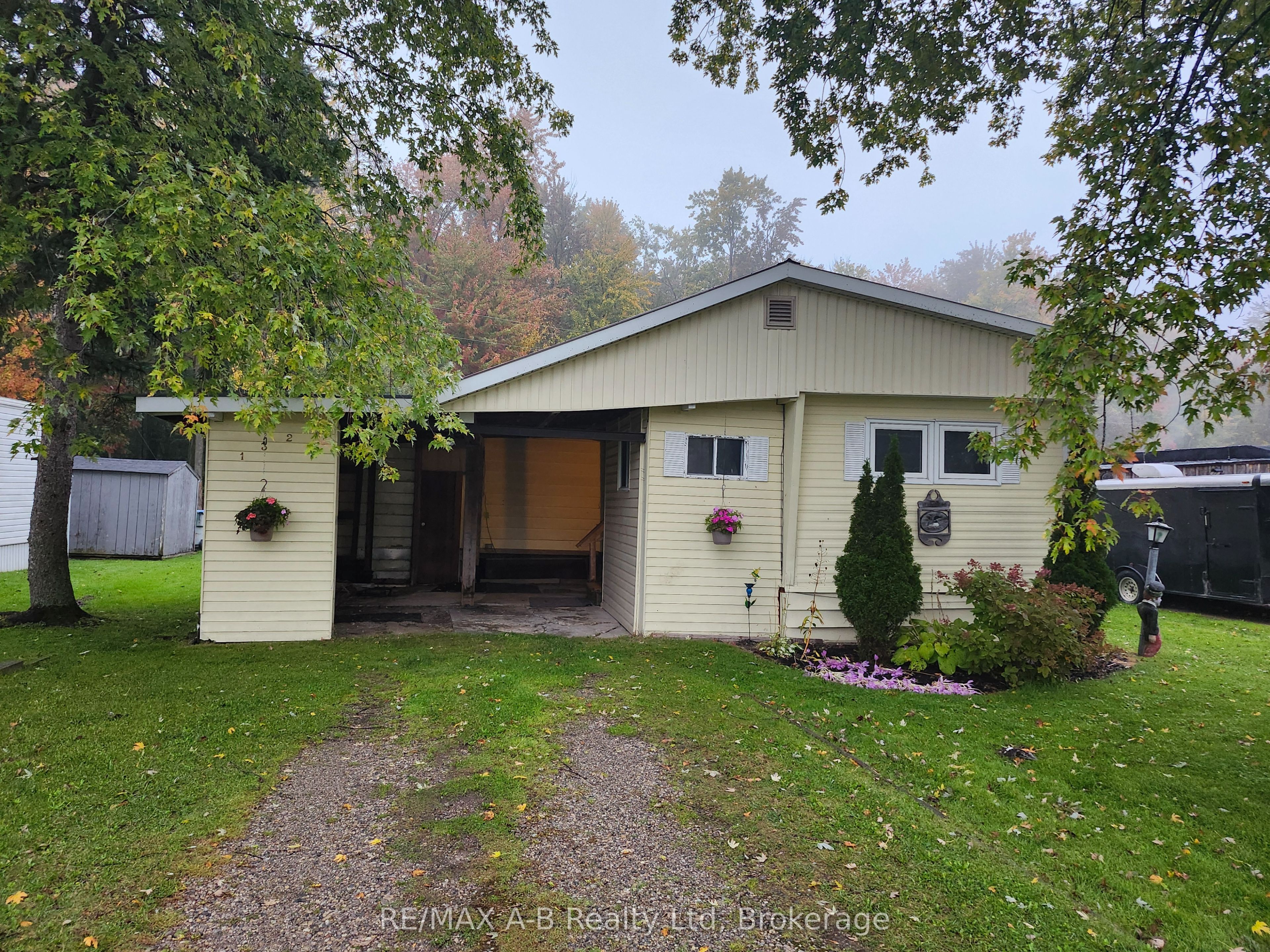 132 Ash Street Property Photo 1