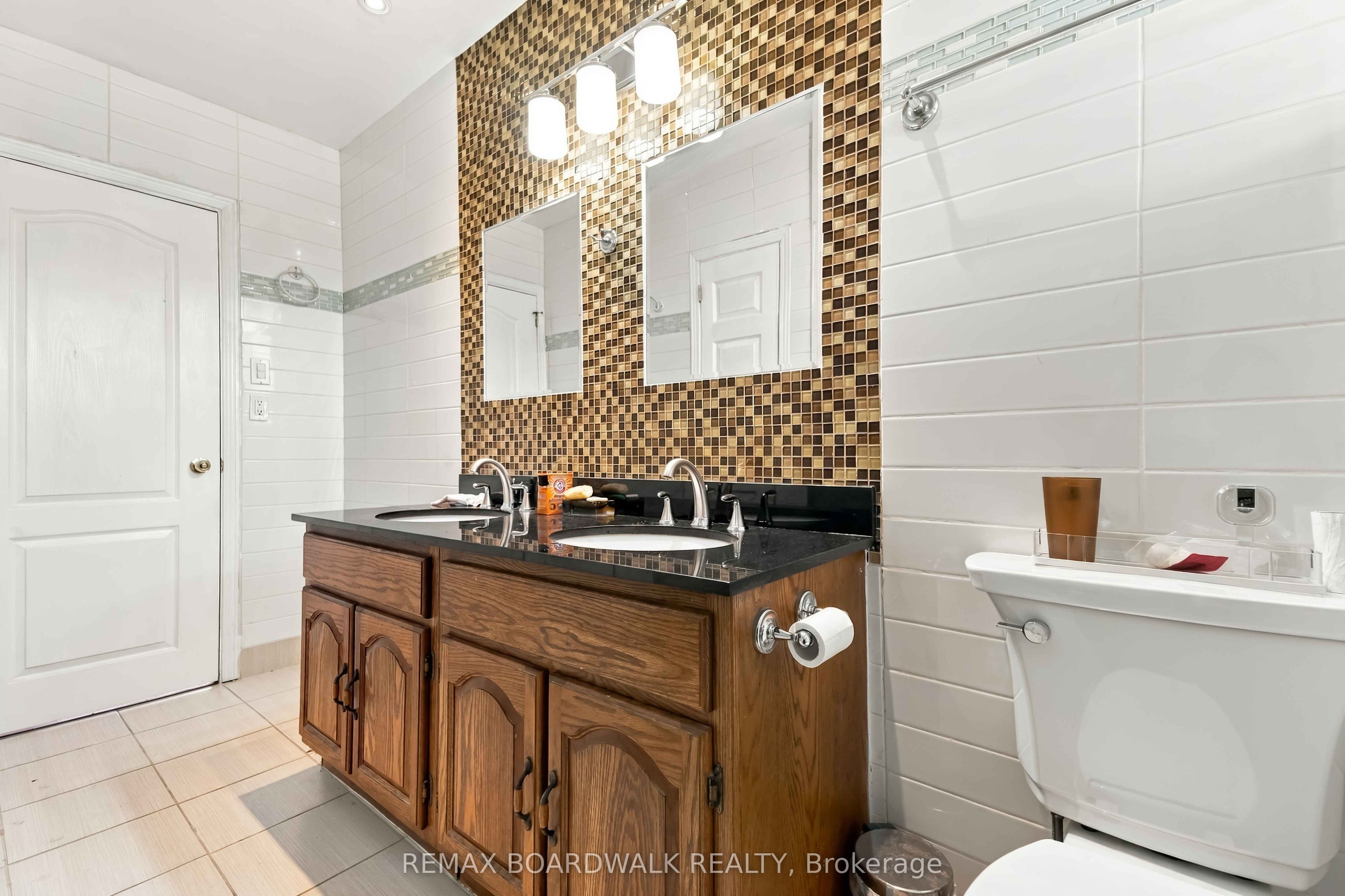 2173 Carnegie Street Property Photo 14