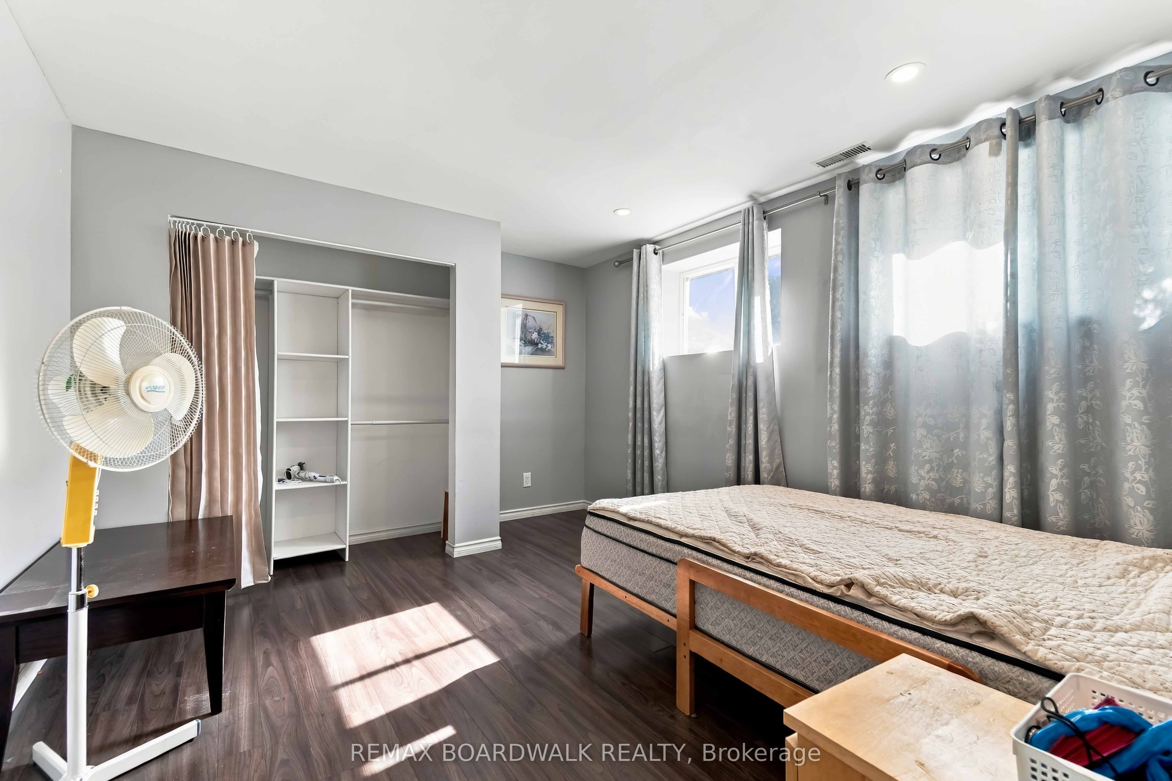 2173 Carnegie Street Property Photo 20