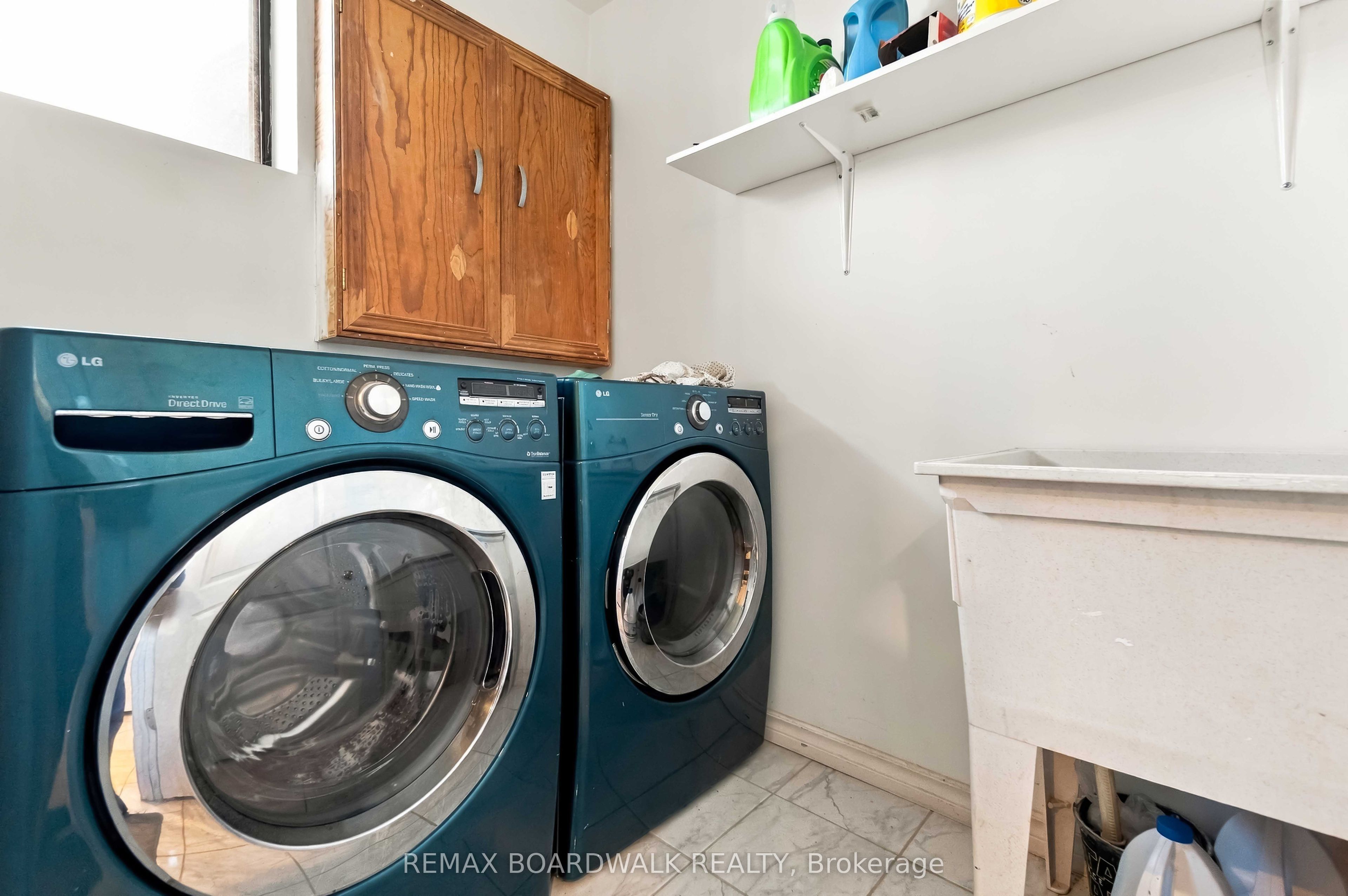2173 Carnegie Street Property Photo 32