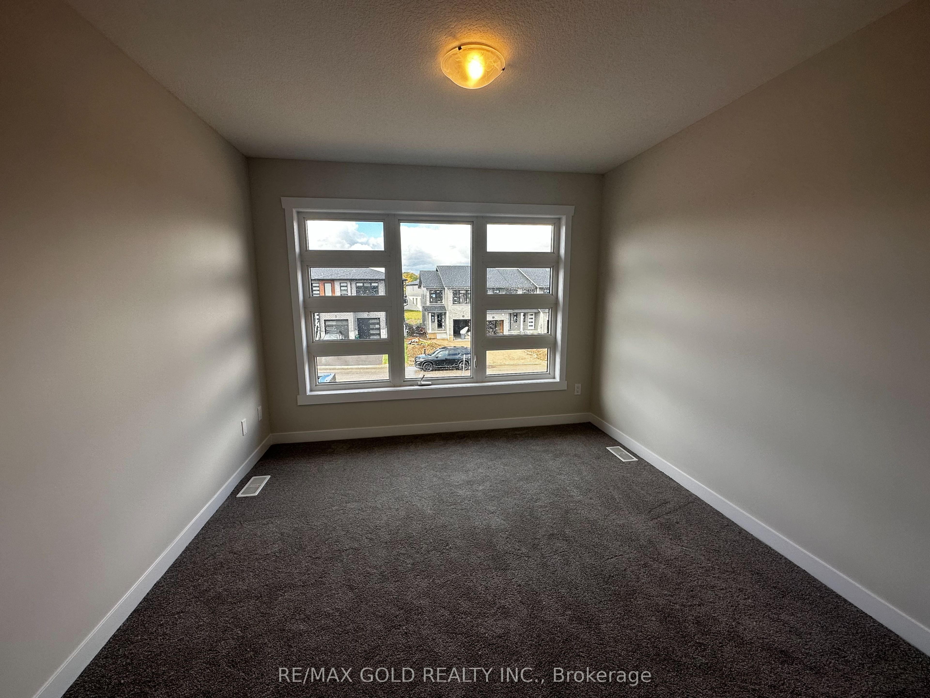 17 Wilkinson Avenue Property Photo 7