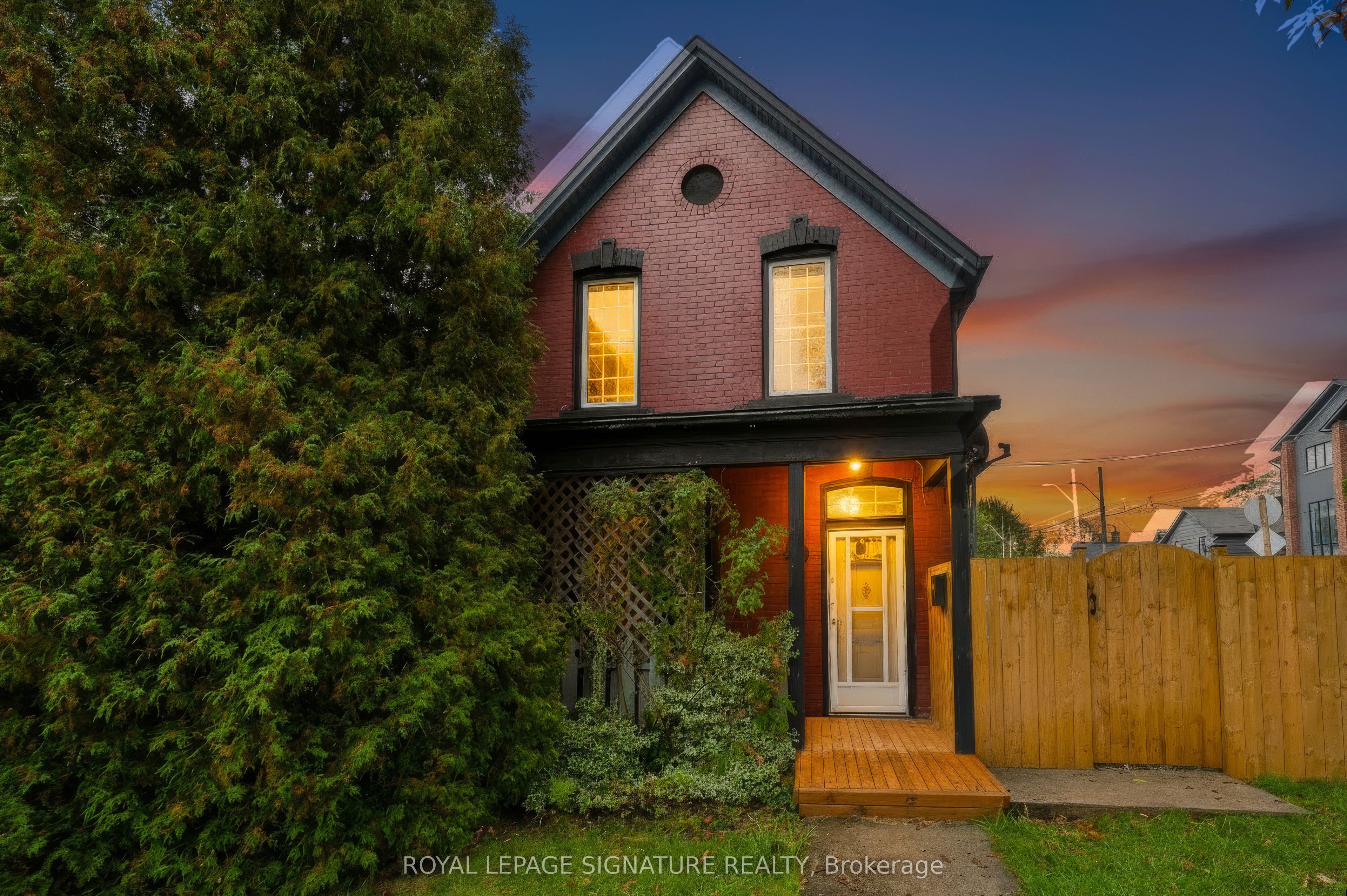 80 Tisdale Street N Property Photo 1