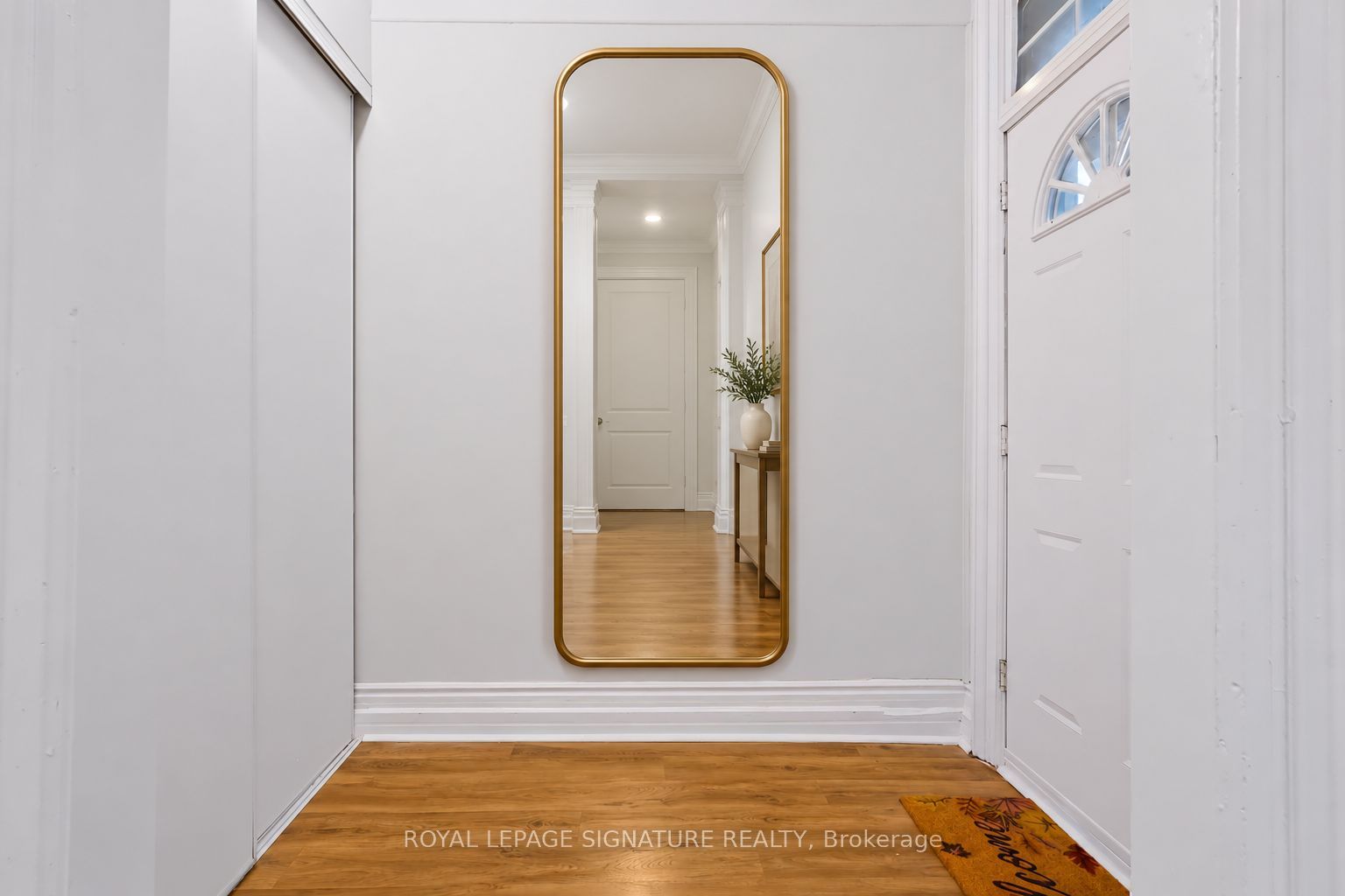 80 Tisdale Street N Property Photo 2