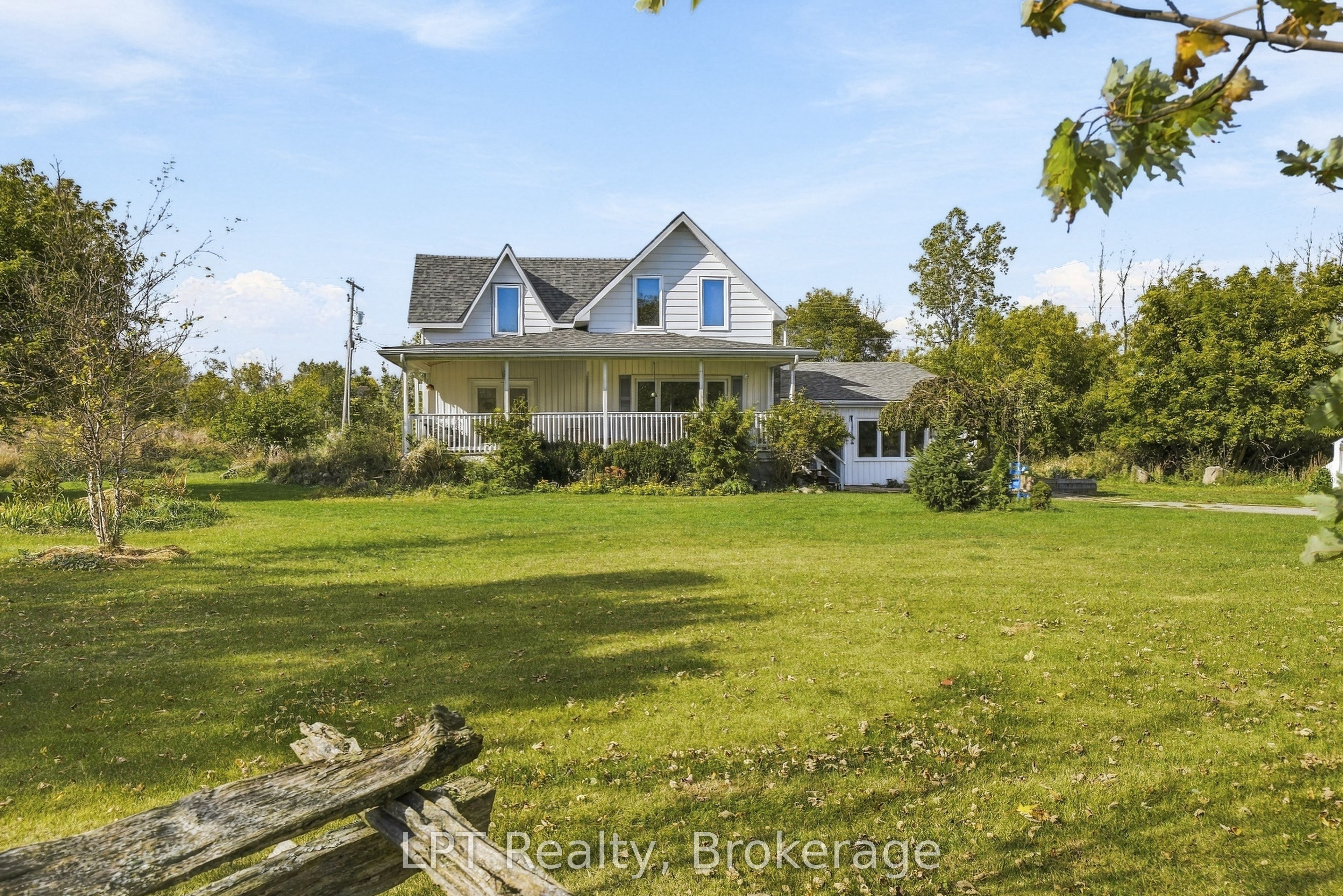 3857 County 8 Road Property Photo 1