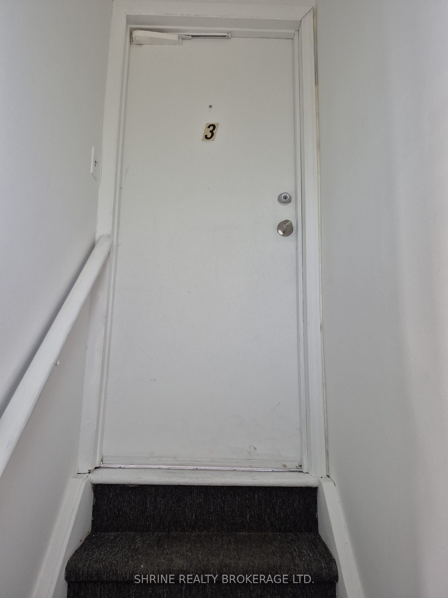 13 Sterling Street 3 Property Photo 1