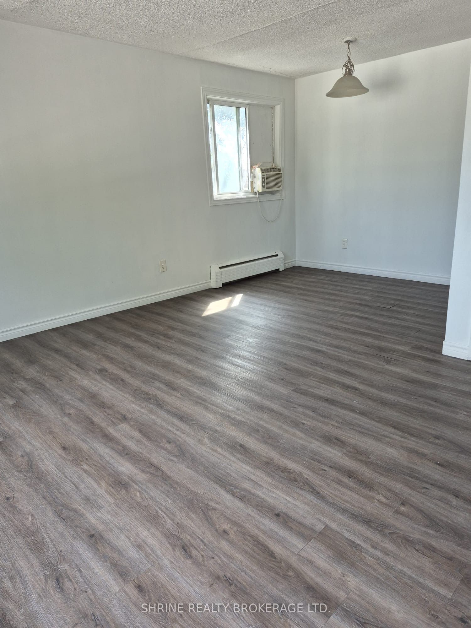 13 Sterling Street 3 Property Photo 6