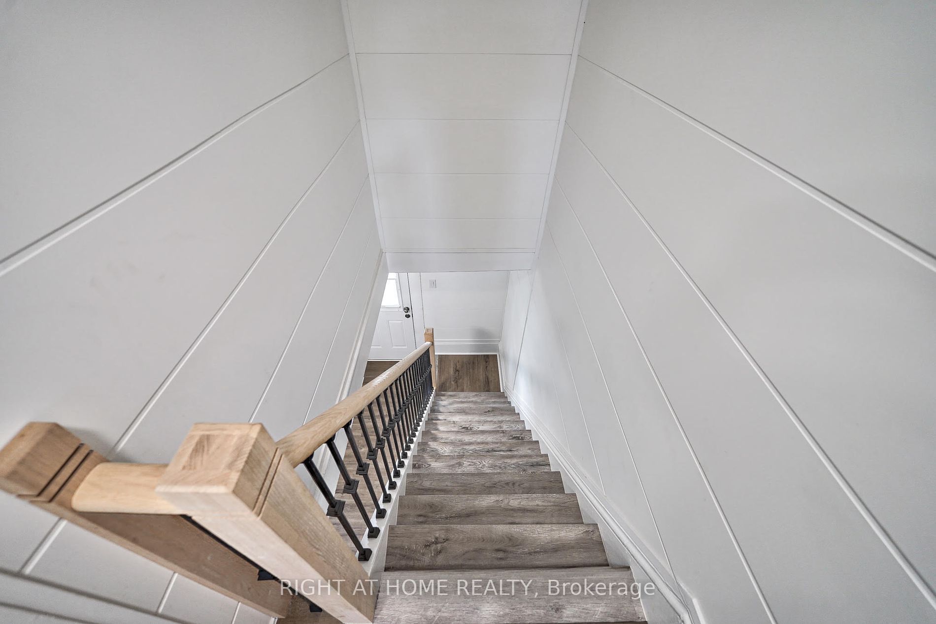 15 Asher Street Property Photo 7