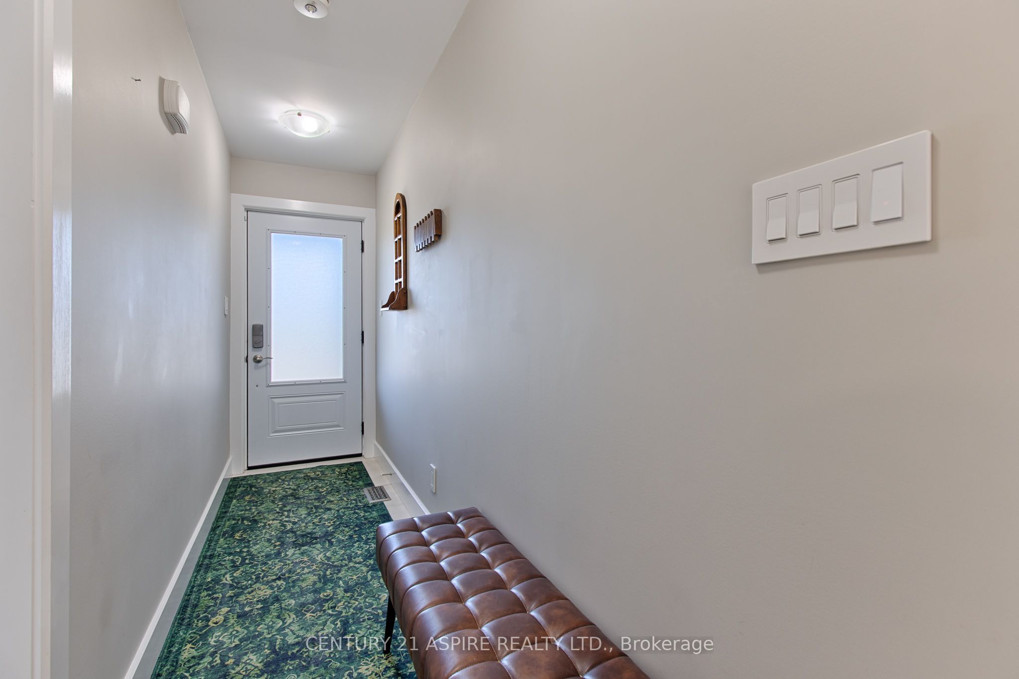 59 Noble Crescent Property Photo 3