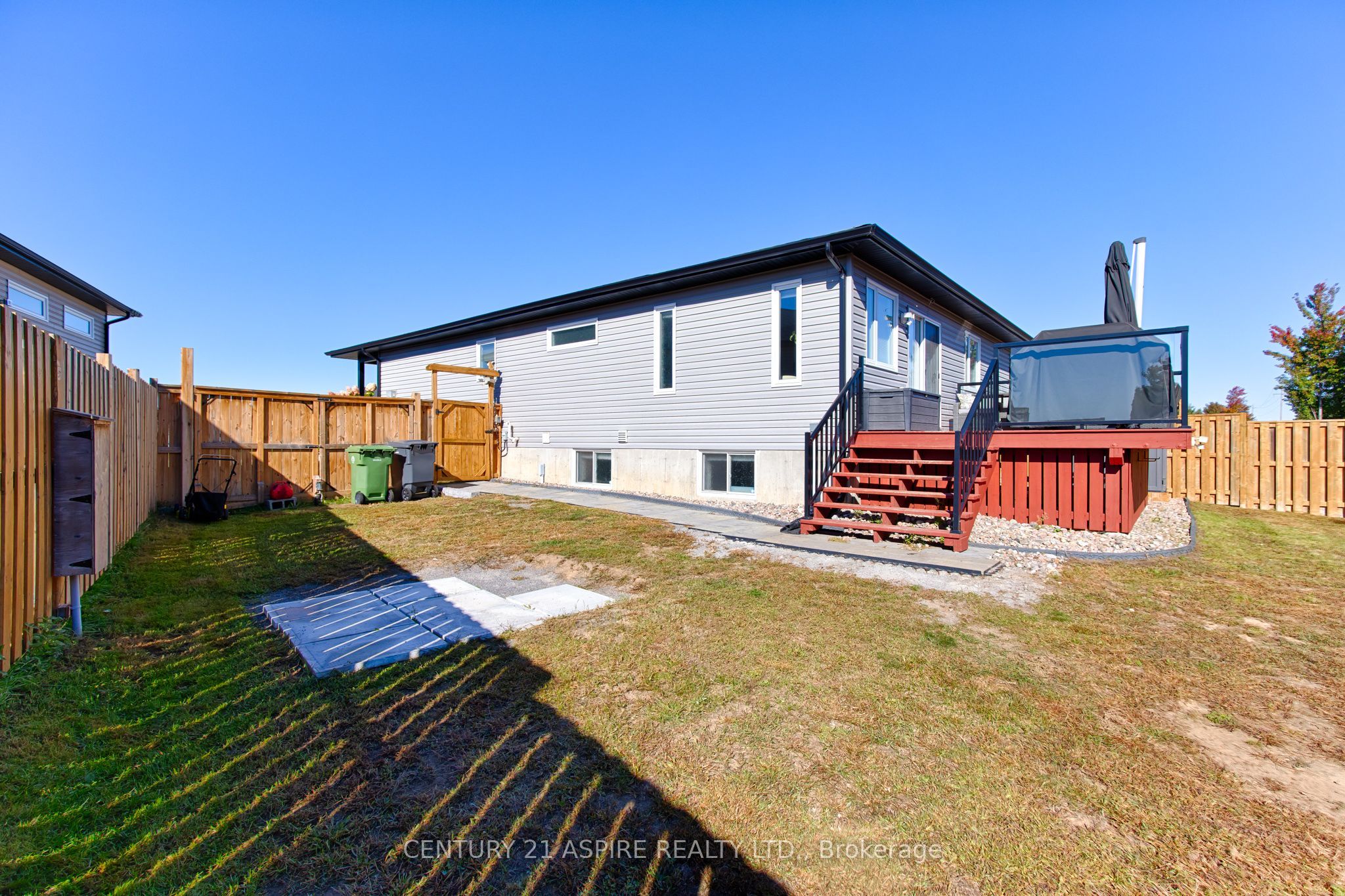 59 Noble Crescent Property Photo 44