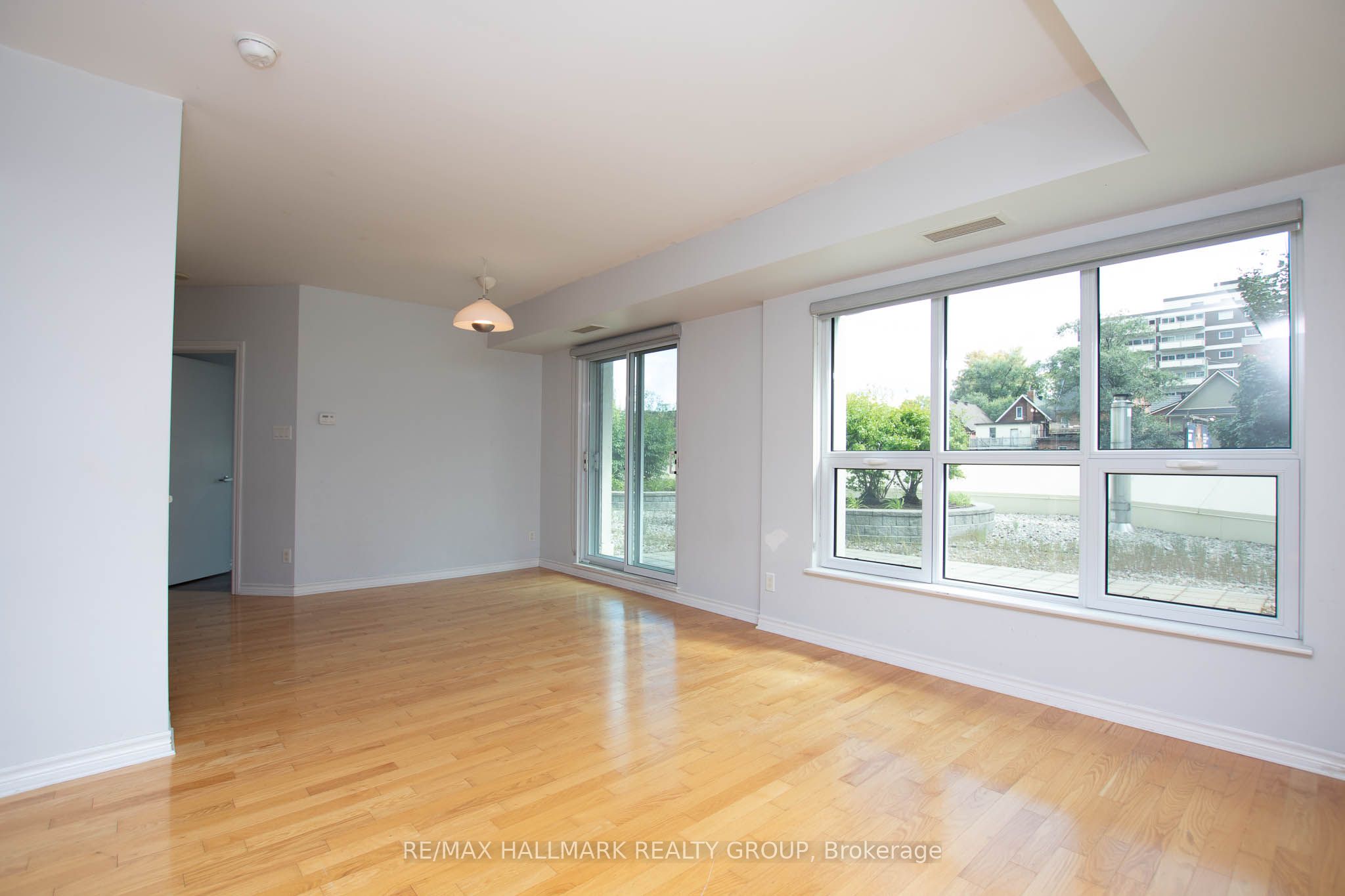 200 Rideau Street 207 Property Photo 17