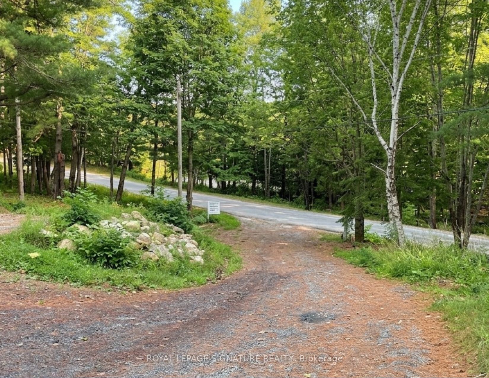 613 Long Lake Road Property Photo 30