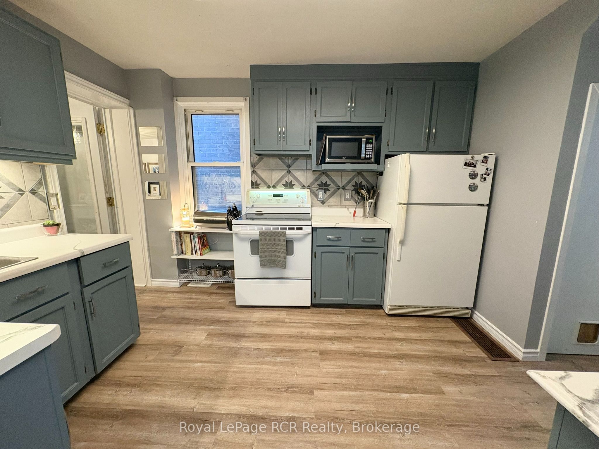 1192 2nd Avenue W Property Photo 12