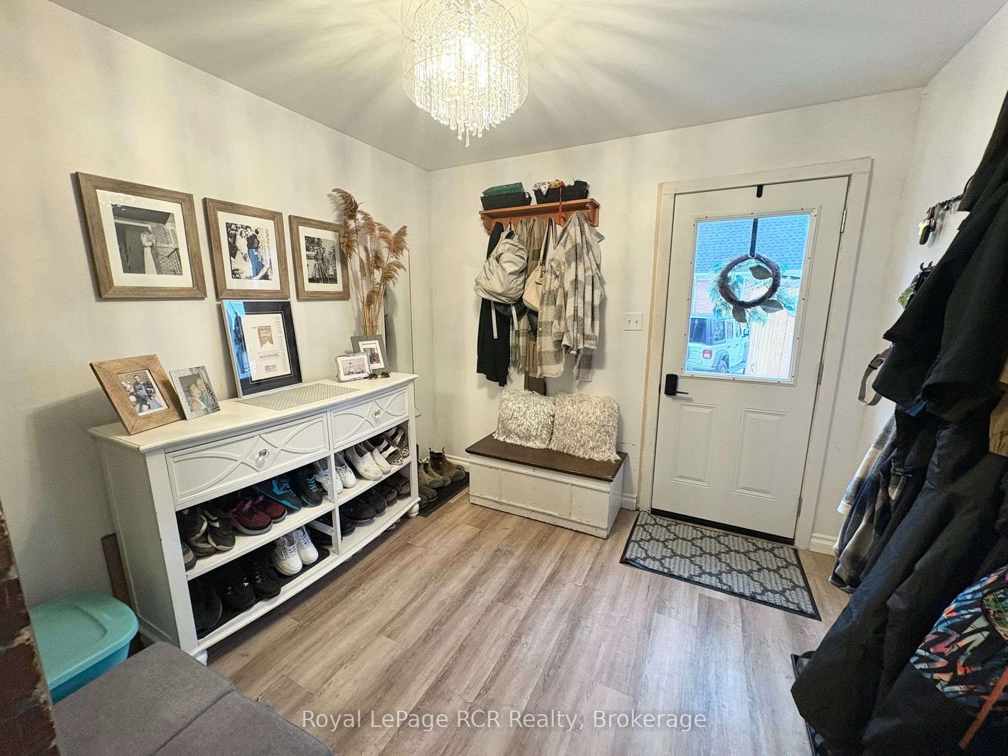 1192 2nd Avenue W Property Photo 16