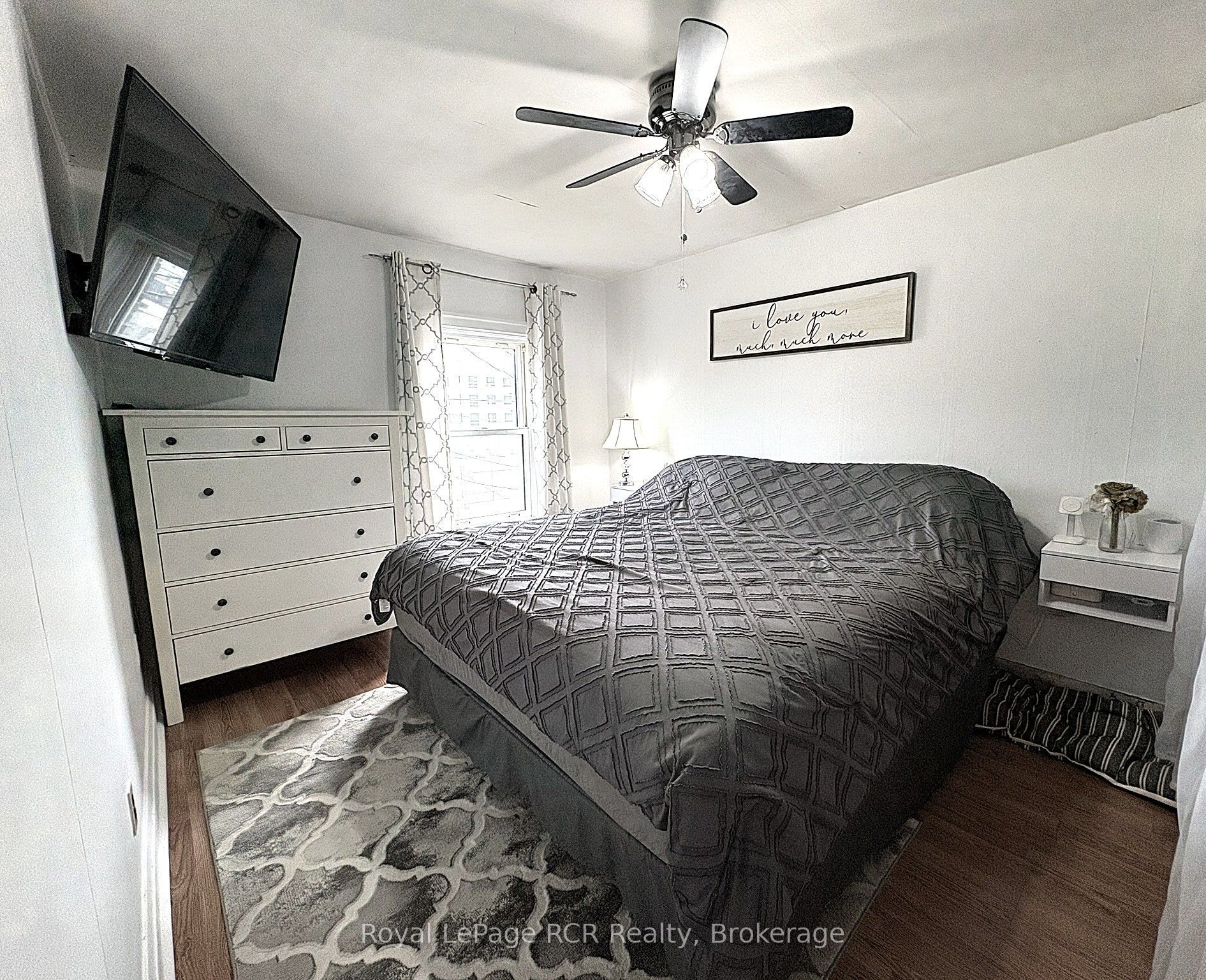 1192 2nd Avenue W Property Photo 20