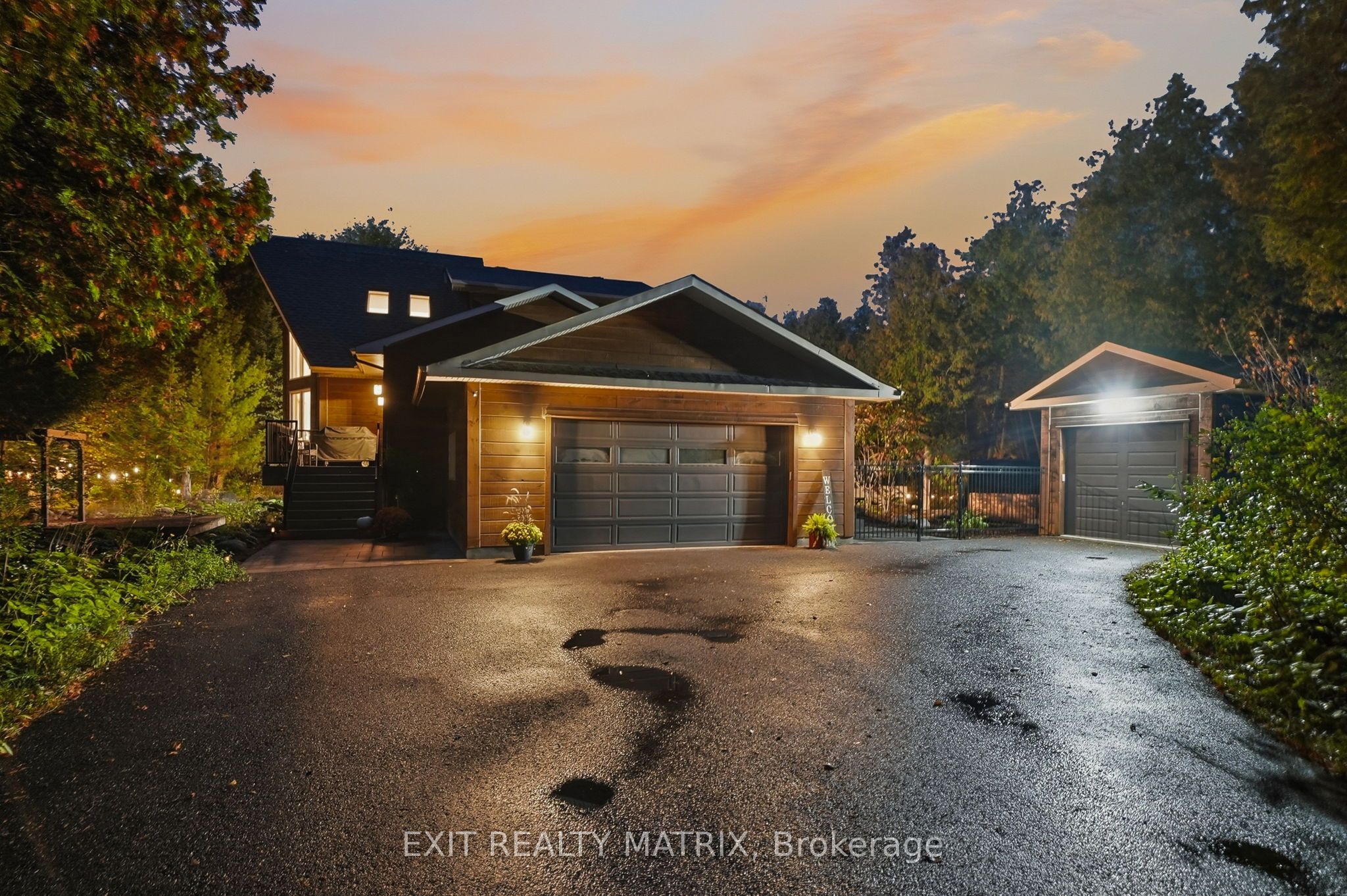 8010 Iveson Drive Property Photo 2