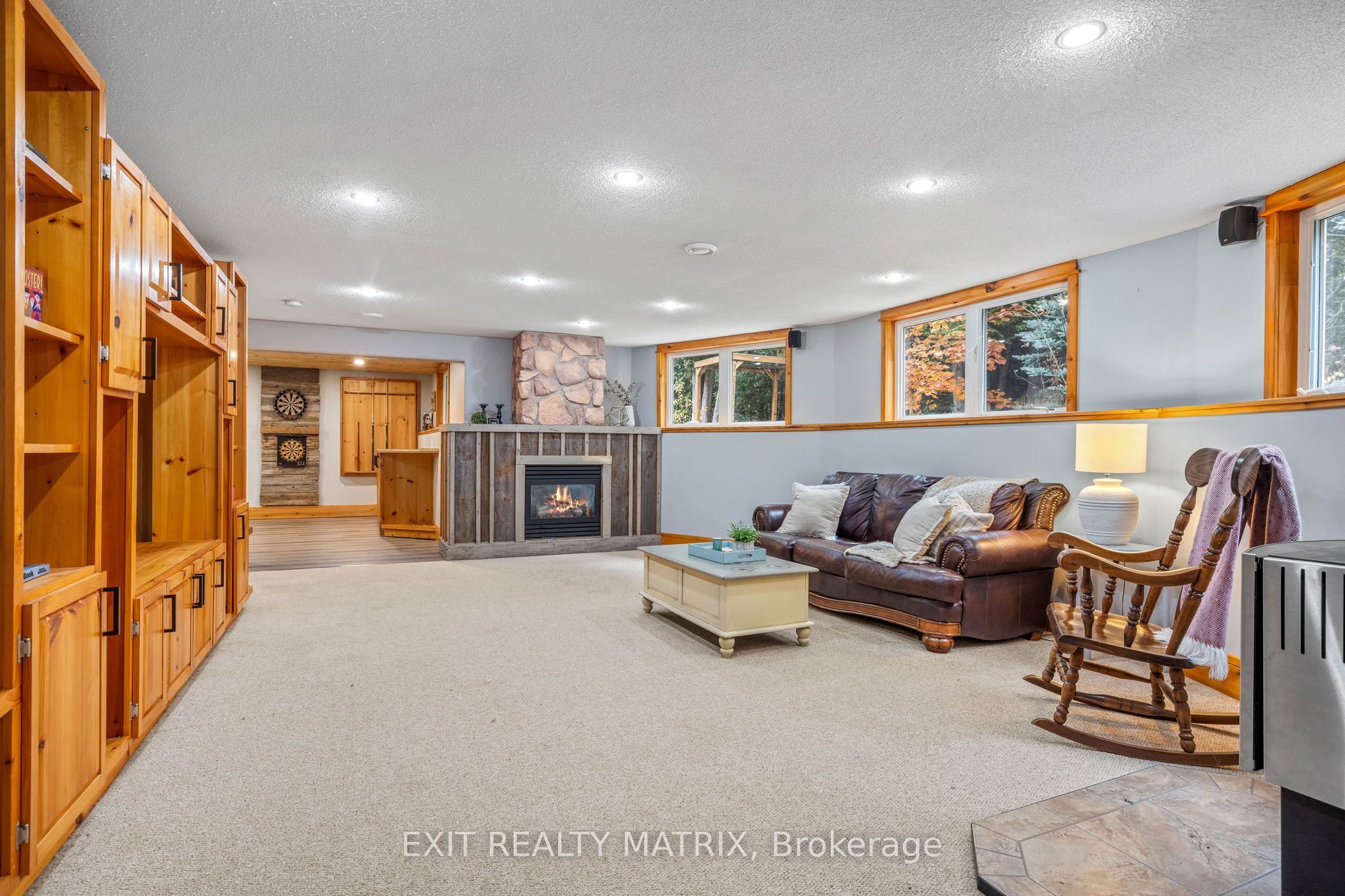 8010 Iveson Drive Property Photo 34