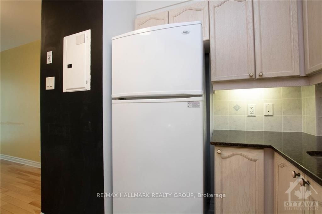 445 Laurier Avenue W 1405 Property Photo 17