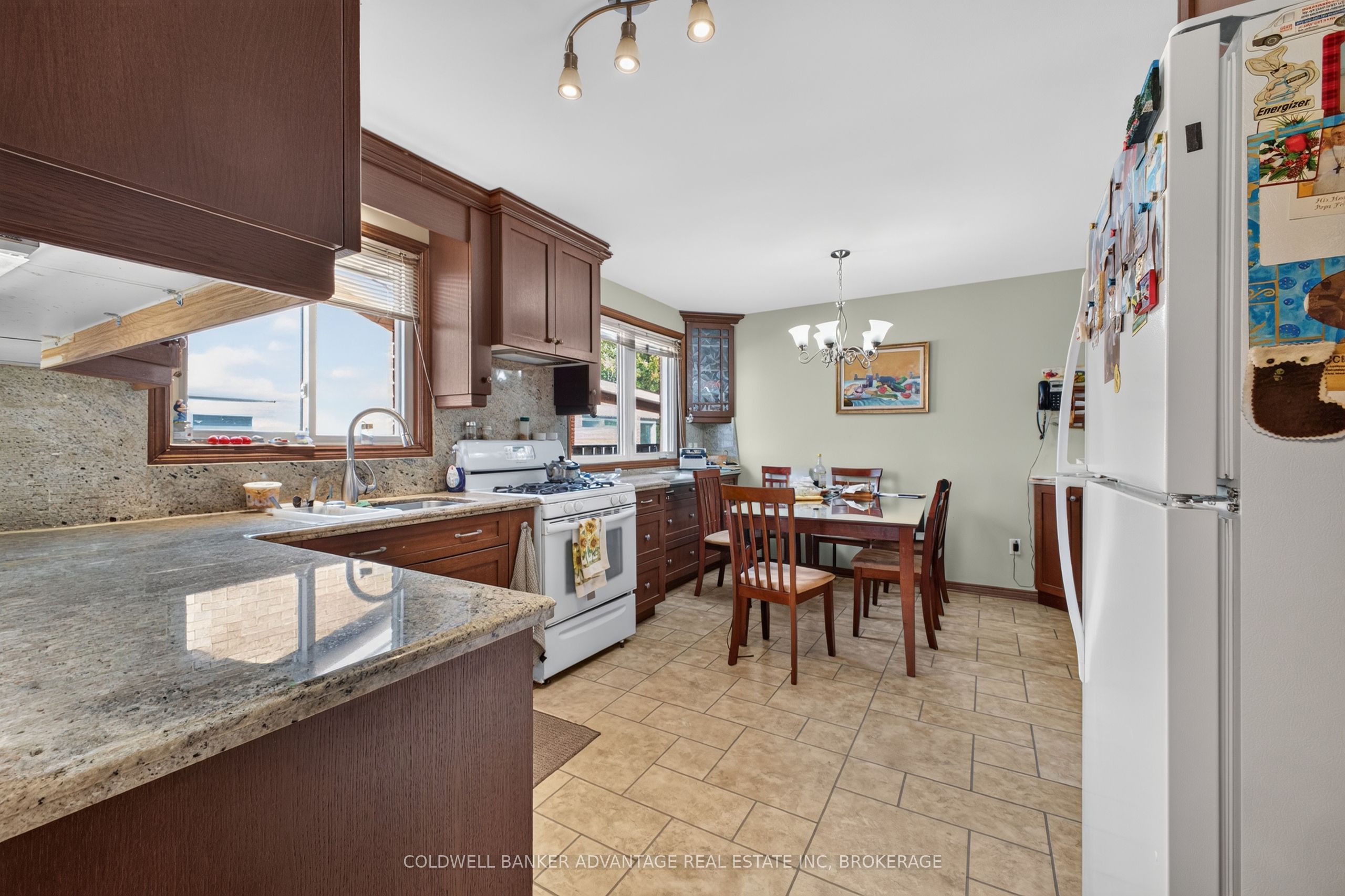 28 Glenpark Court Property Photo 6