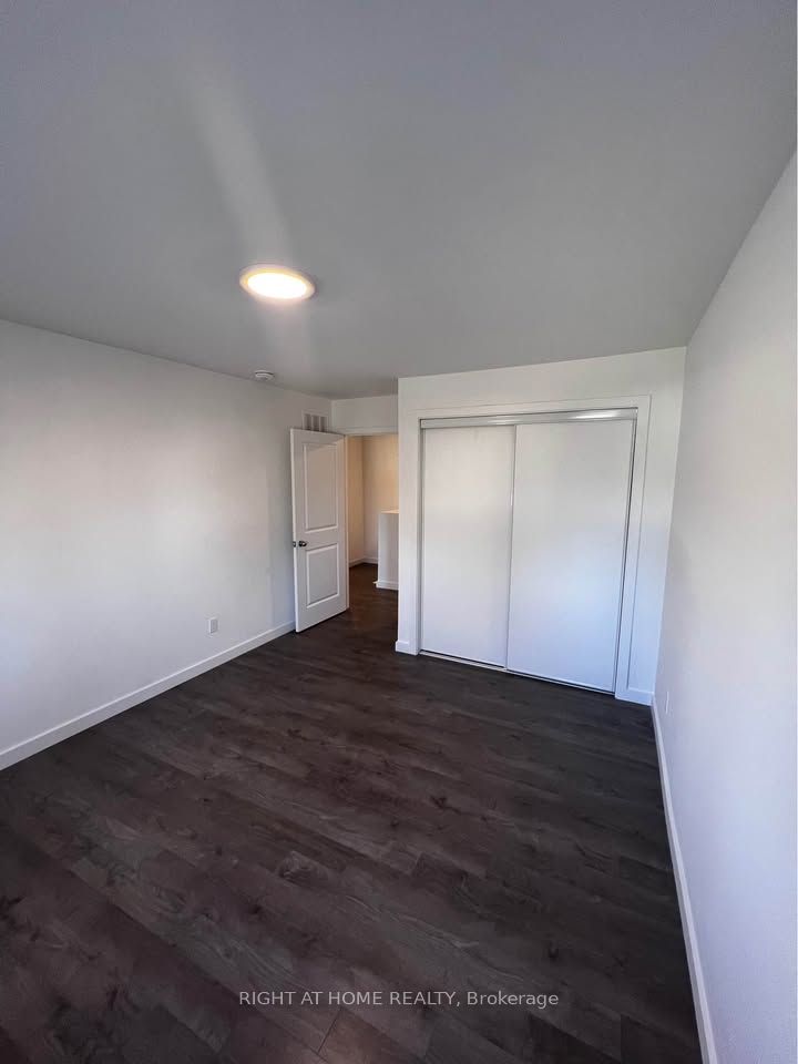 335 Chaffey Street Property Photo 11