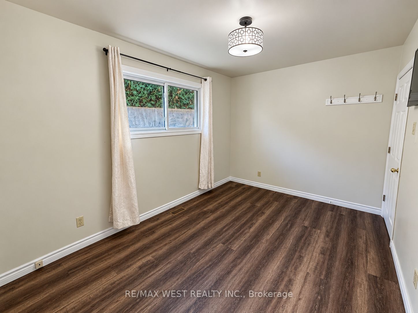 101 Lorne Street Property Photo 13