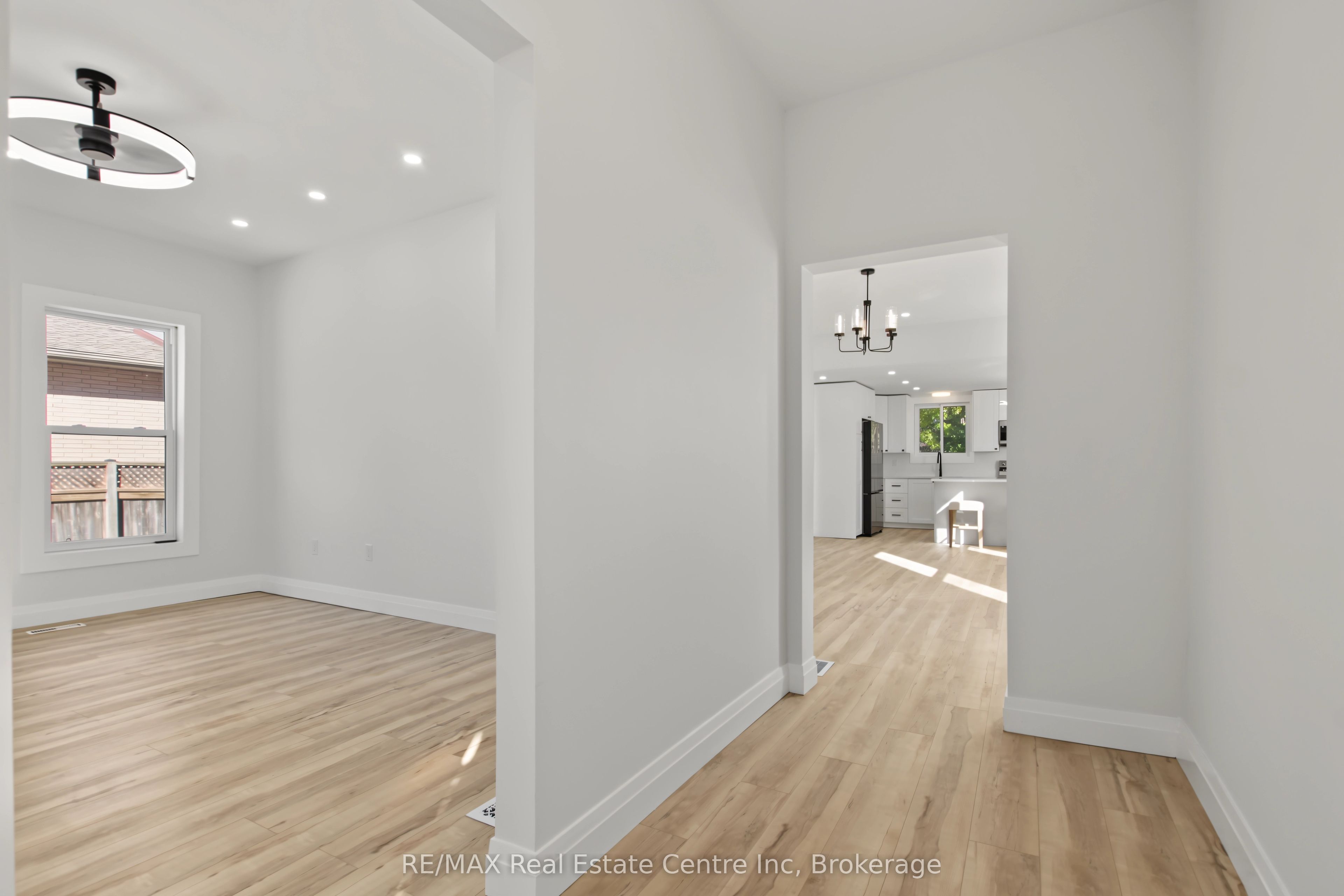 657 Frances Street Property Photo 6
