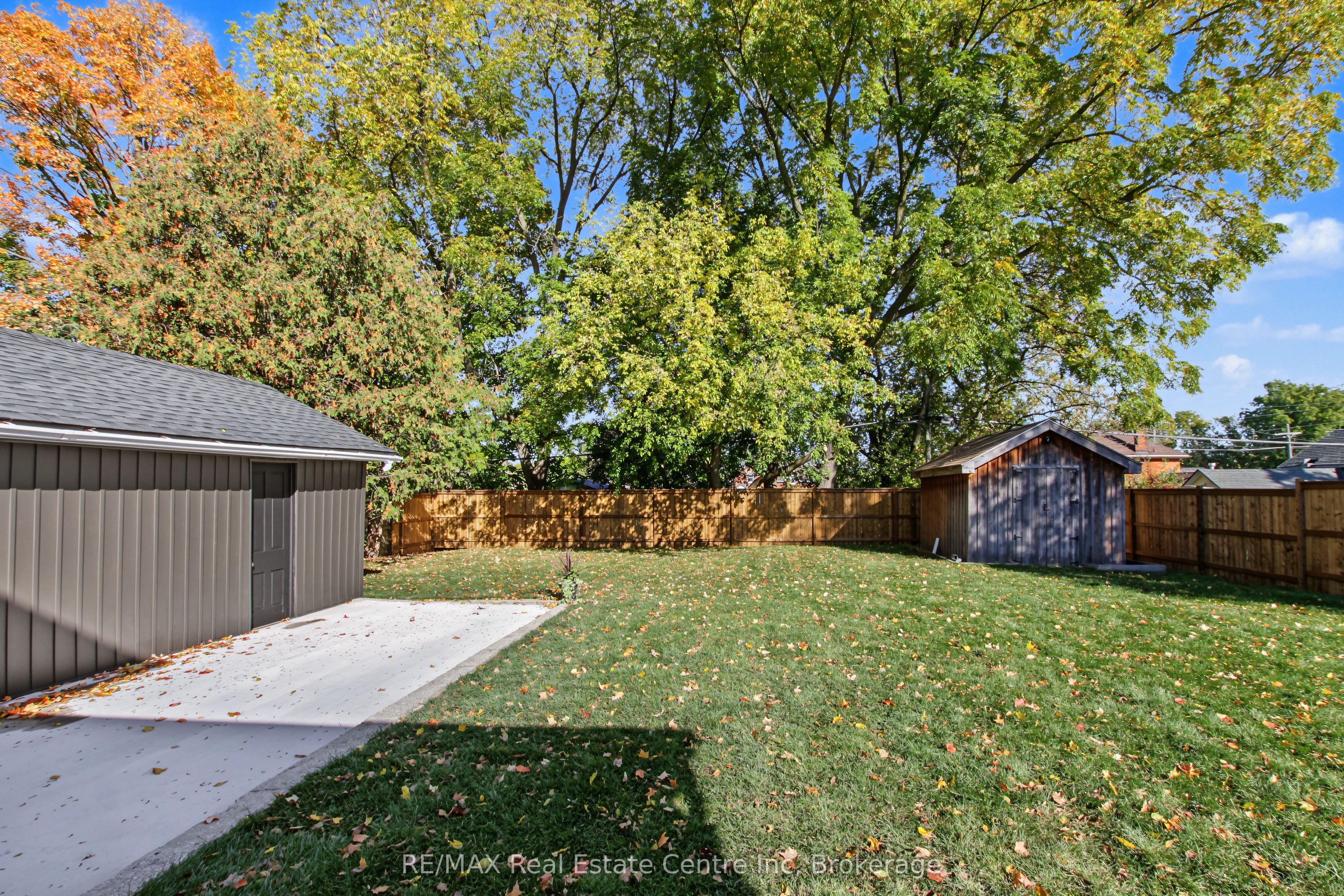 657 Frances Street Property Photo 43