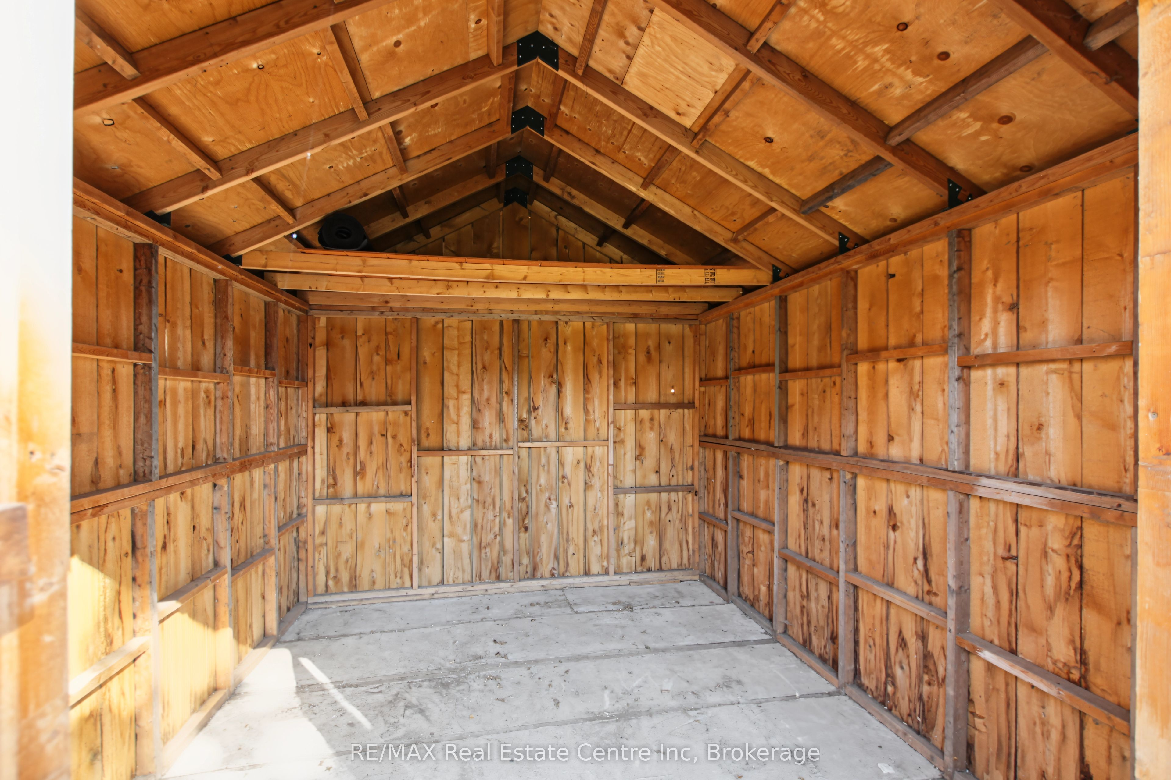 657 Frances Street Property Photo 44