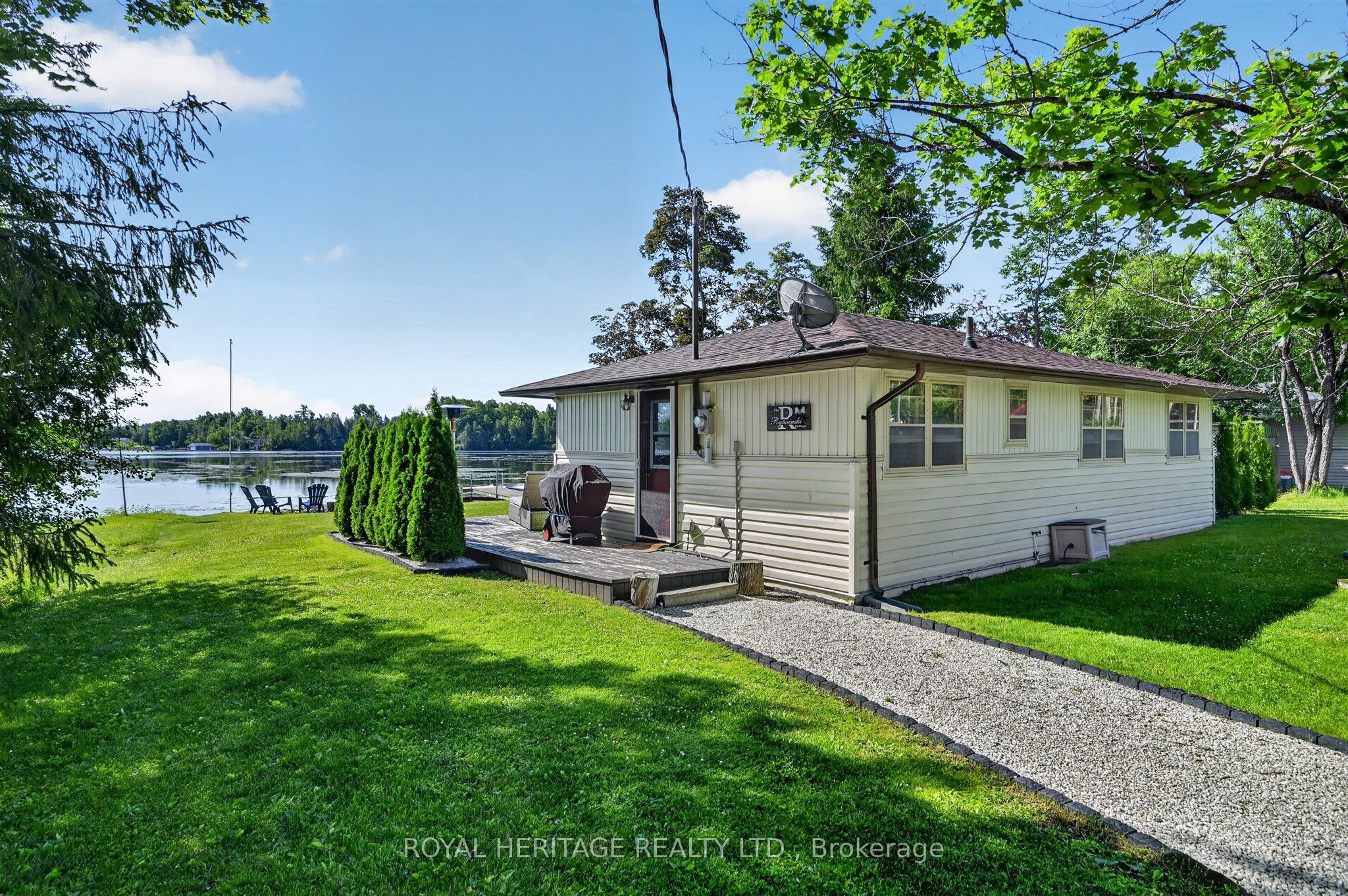 100 Clearview Drive Property Photo 14