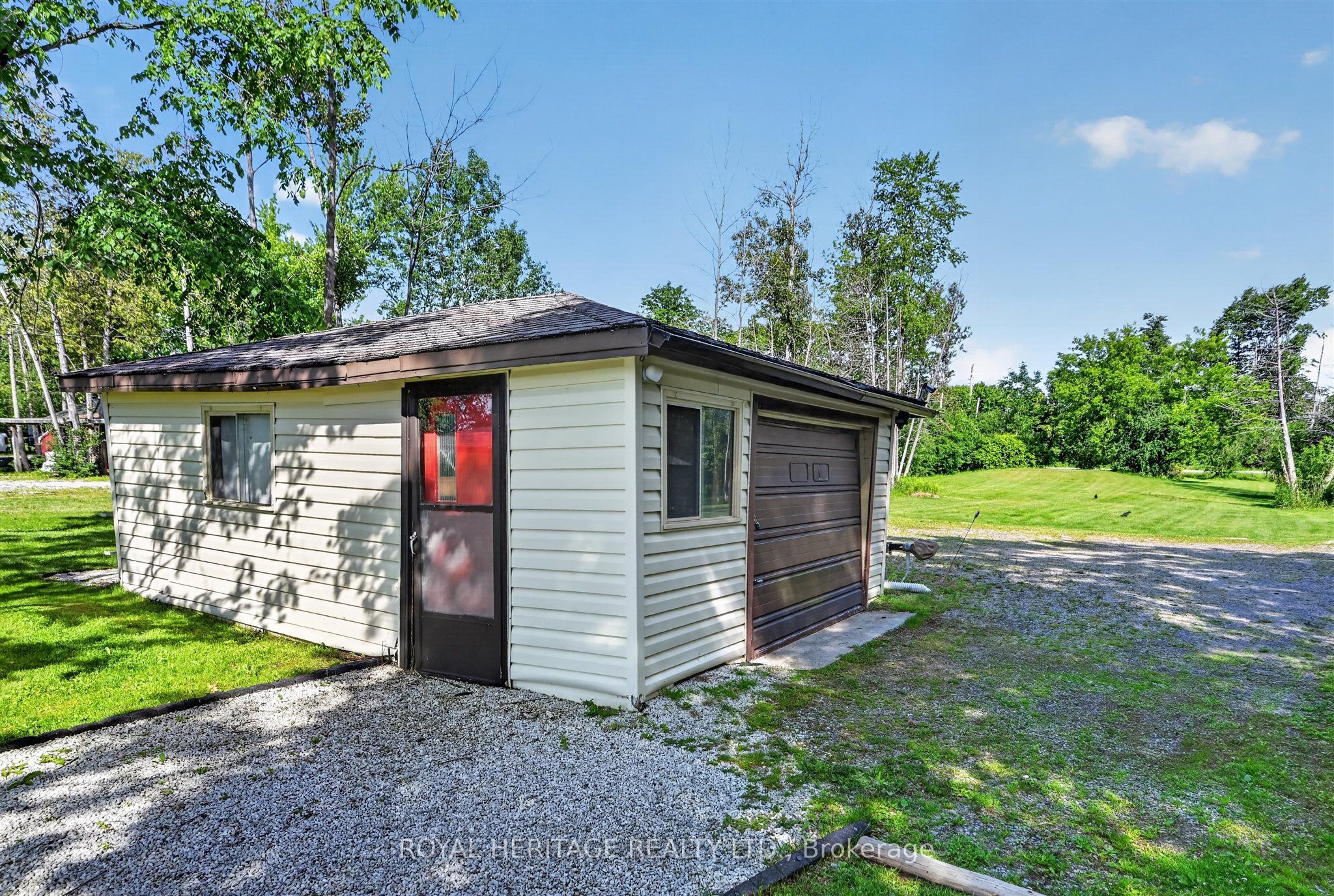 100 Clearview Drive Property Photo 33