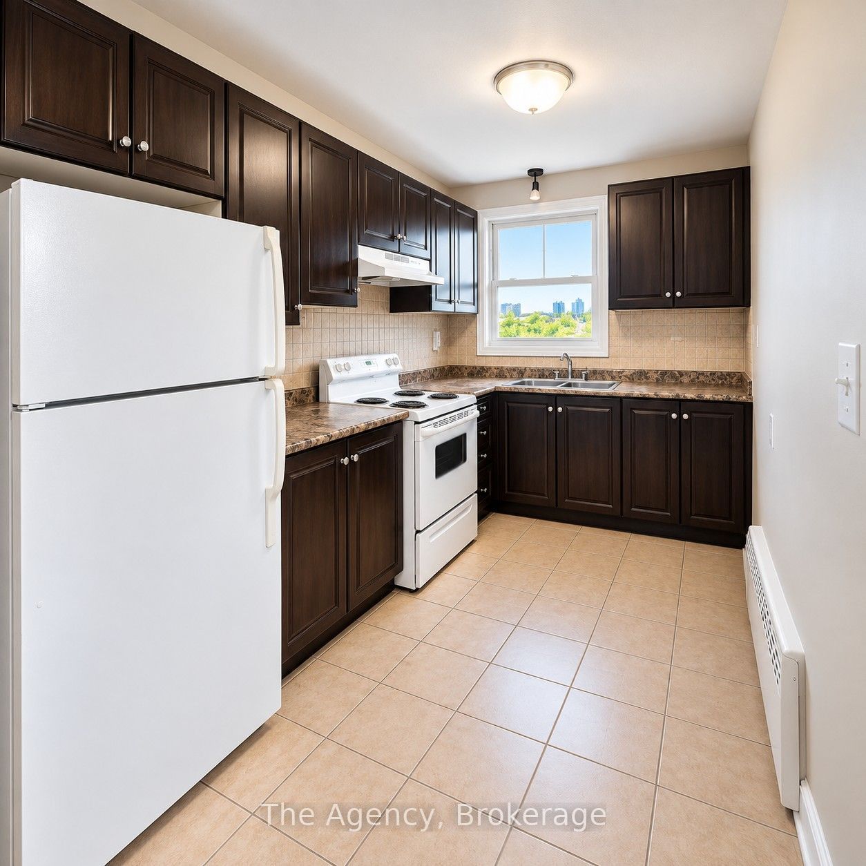 139 Westchester Crescent 4 Property Photo 4