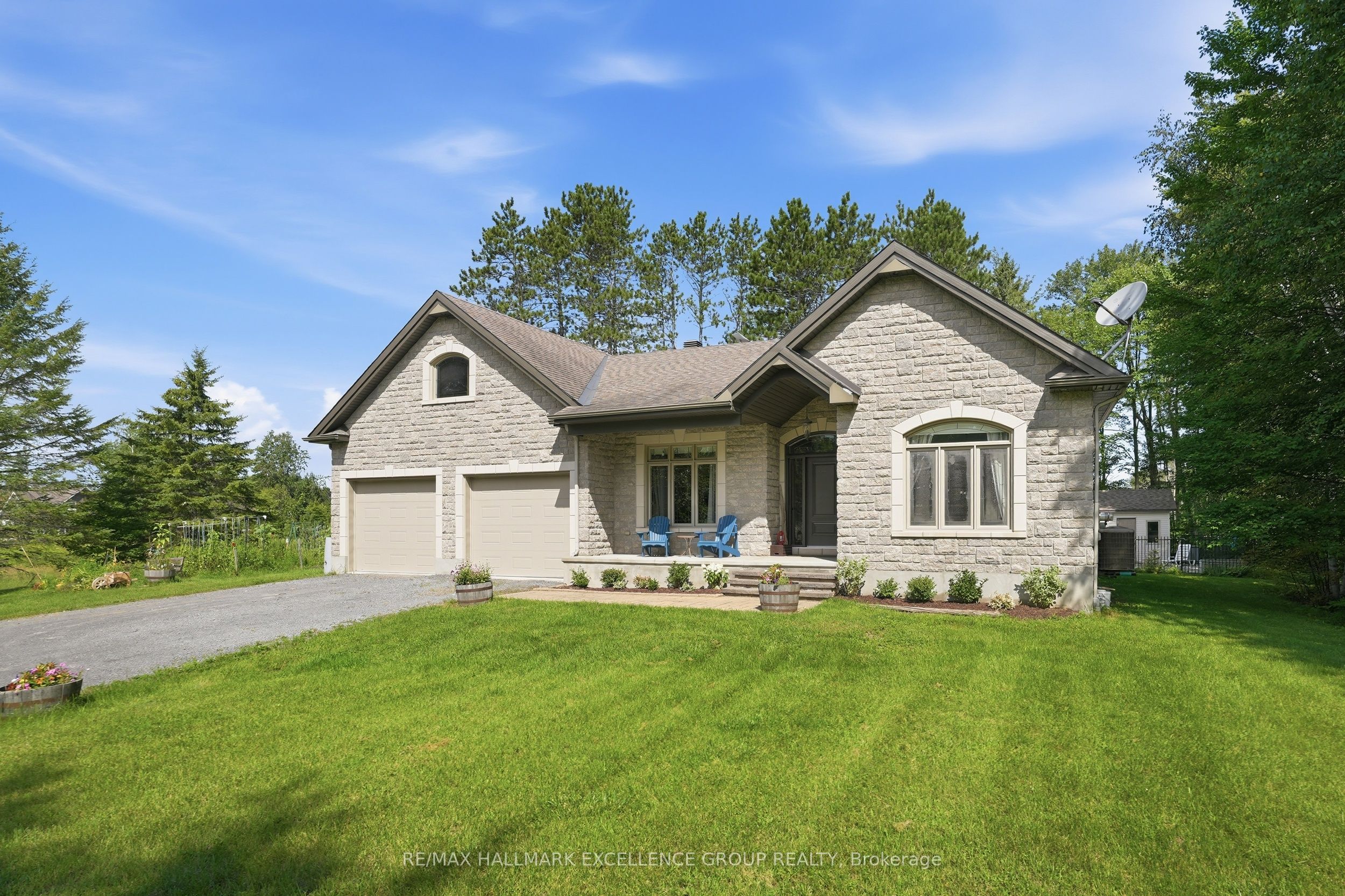 1363 Du Golf Road Property Photo 2