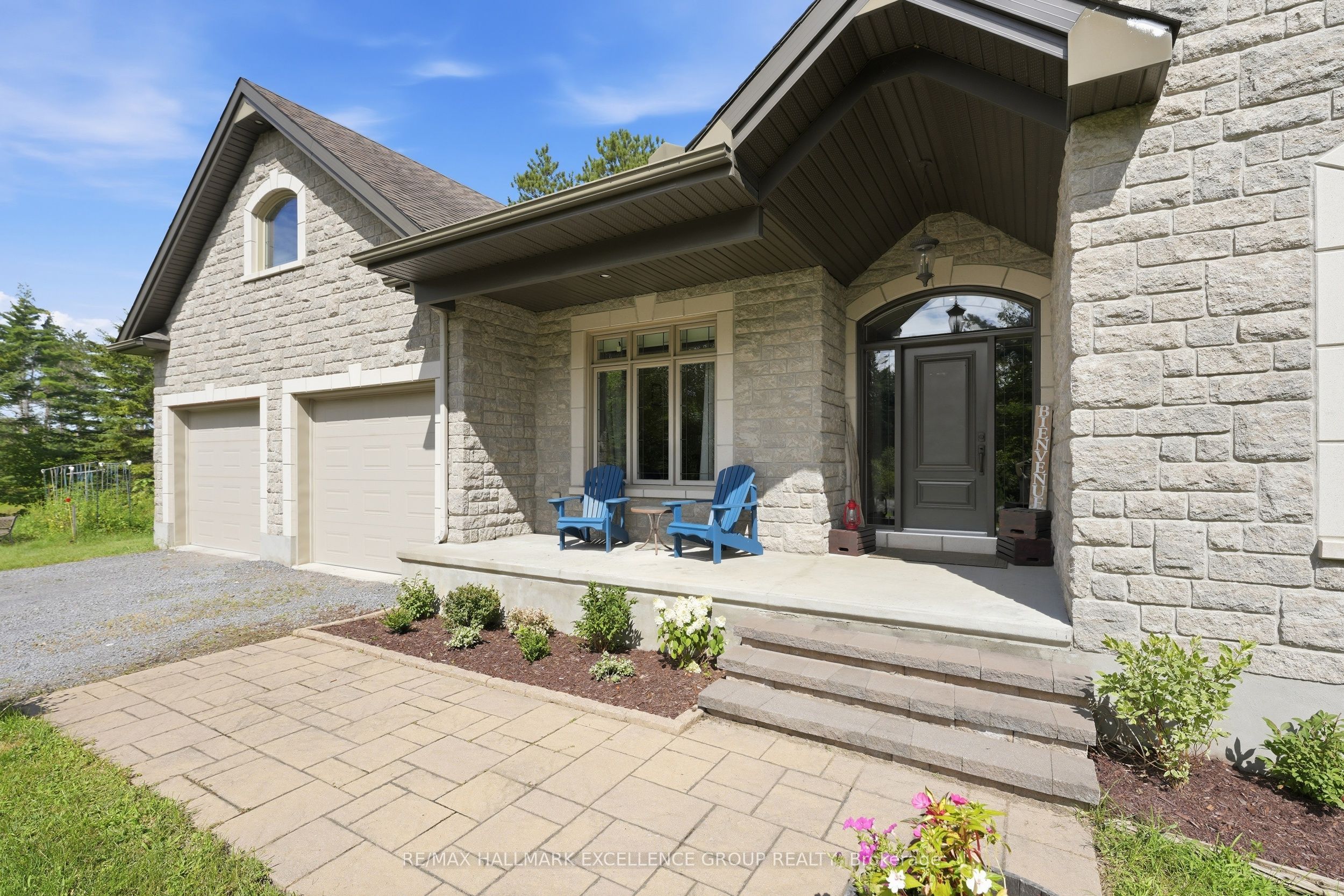 1363 Du Golf Road Property Photo 3