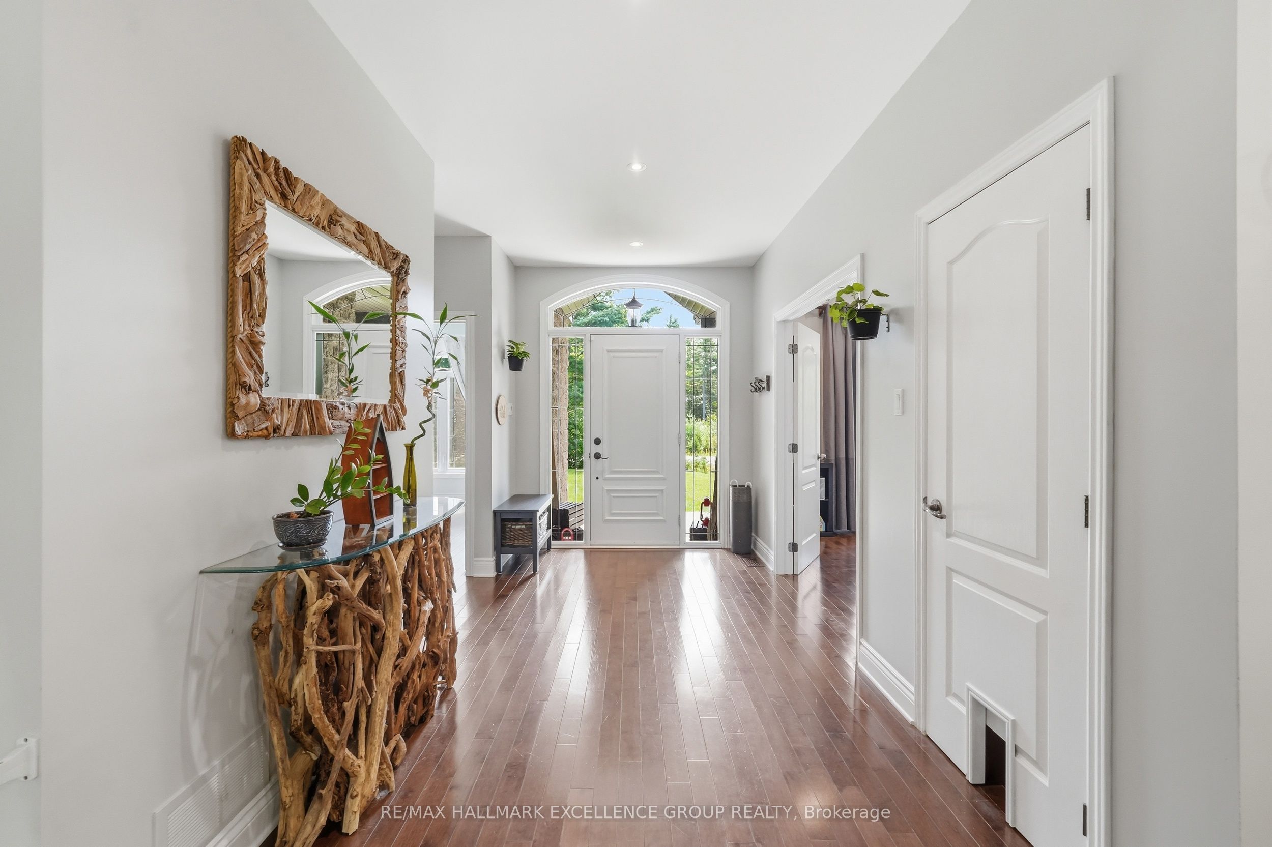 1363 Du Golf Road Property Photo 4
