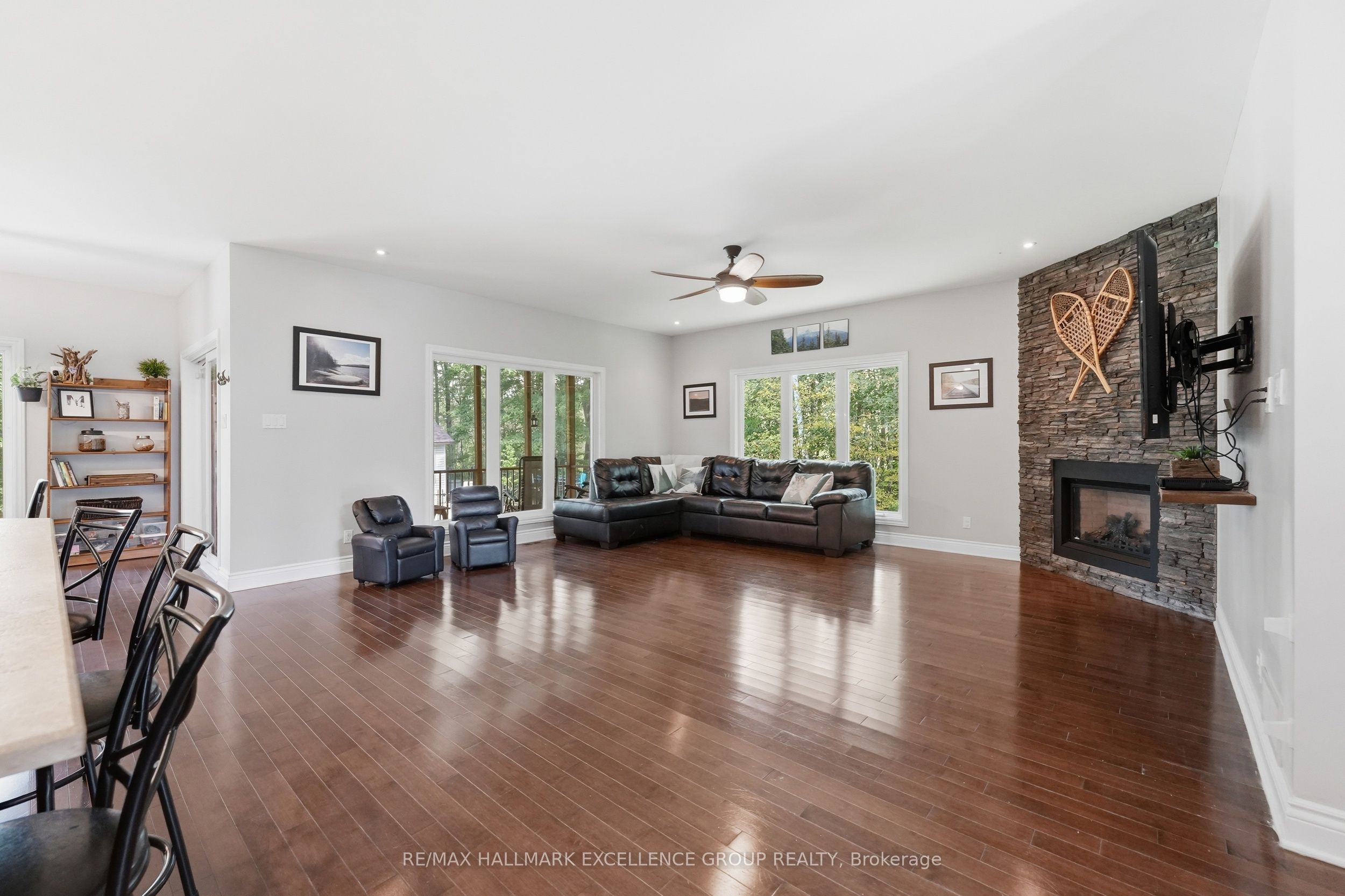 1363 Du Golf Road Property Photo 6