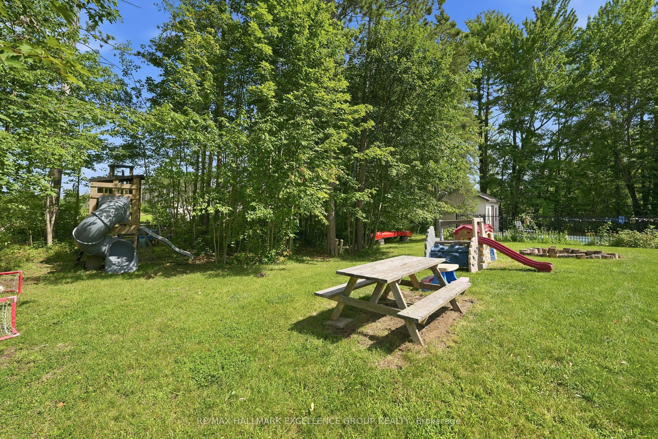 1363 Du Golf Road Property Photo 44