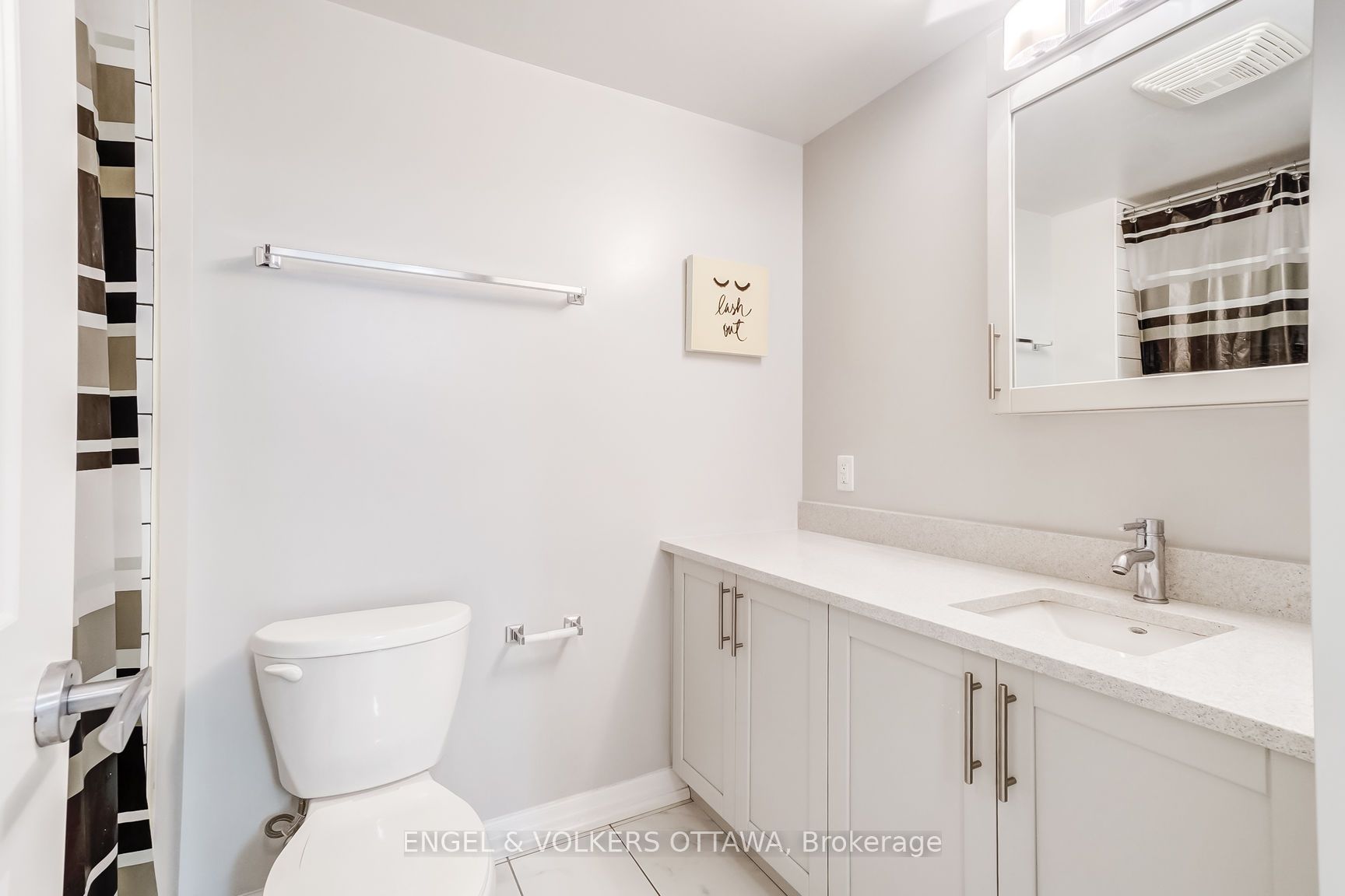 195 Besserer Street 1407 Property Photo 24