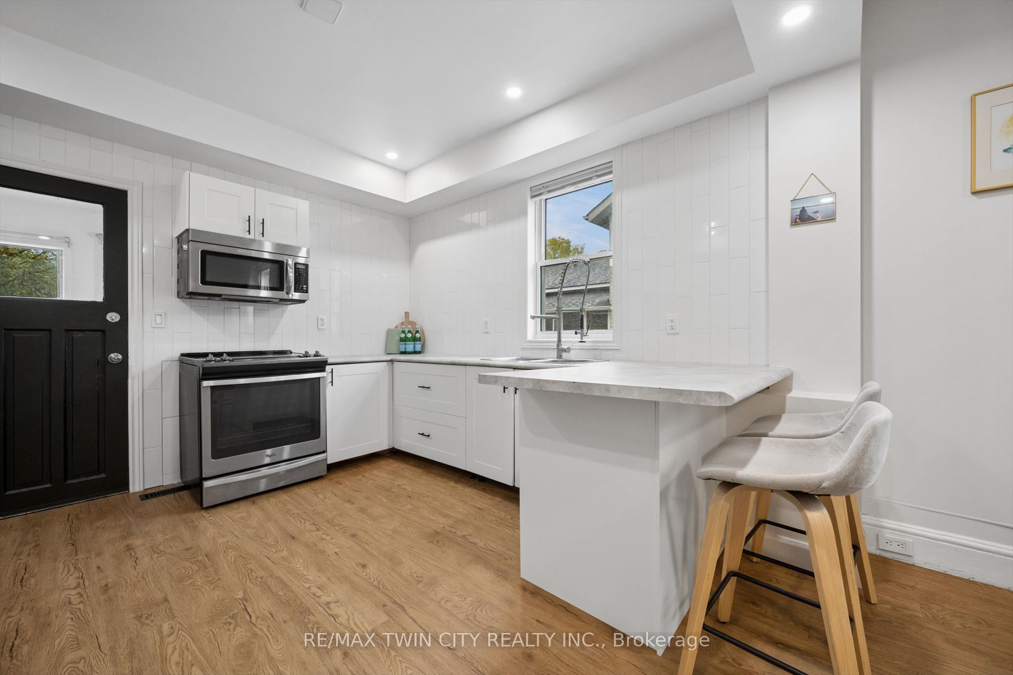 29 Victoria Avenue Property Photo 16