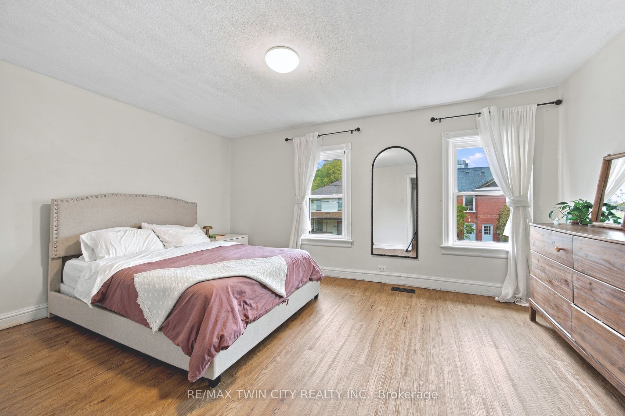 29 Victoria Avenue Property Photo 23