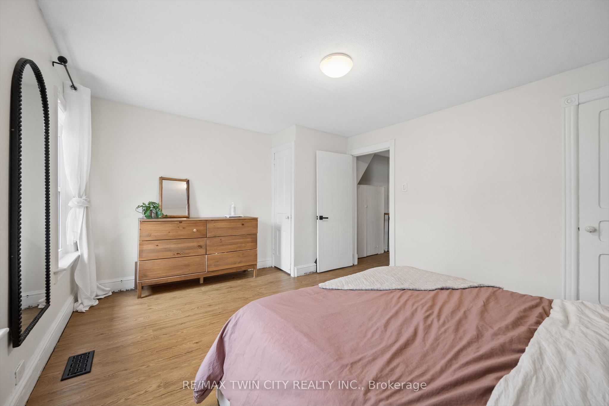 29 Victoria Avenue Property Photo 25