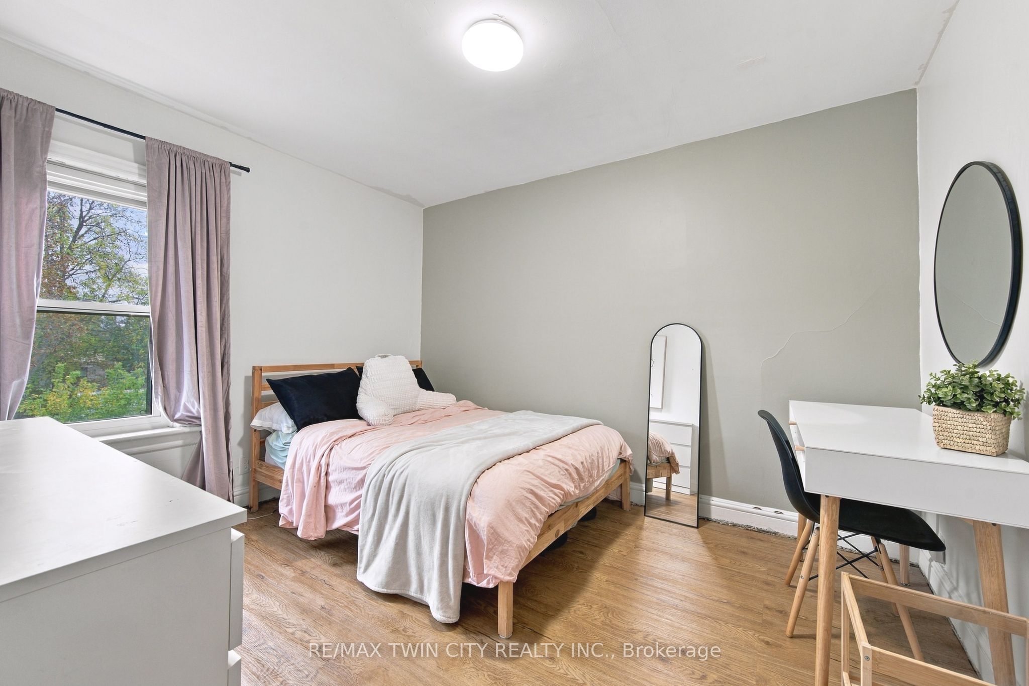 29 Victoria Avenue Property Photo 26